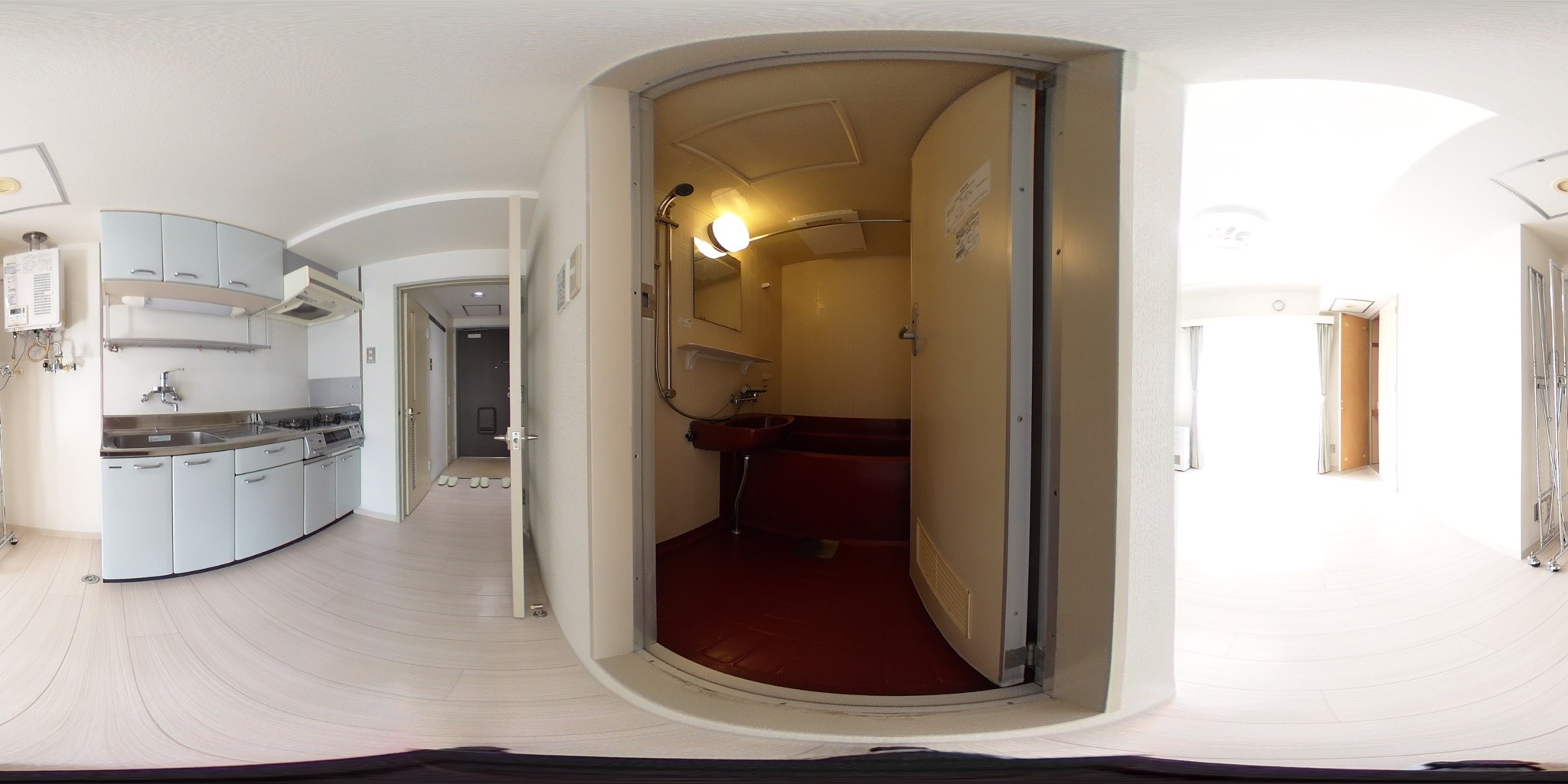 バス・シャワールーム