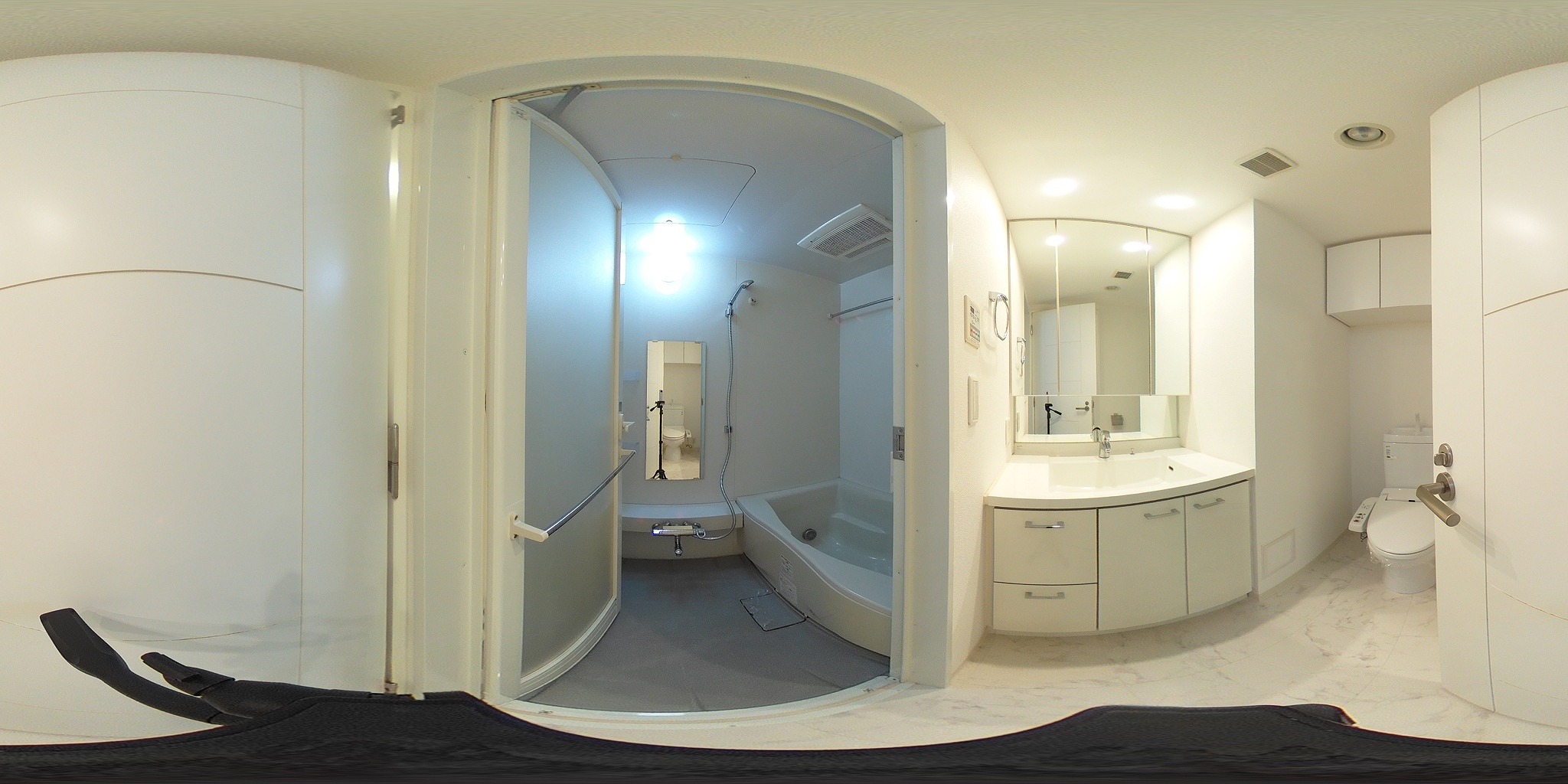 バス・シャワールーム