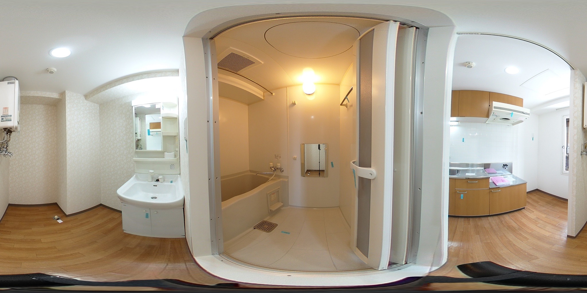 バス・シャワールーム