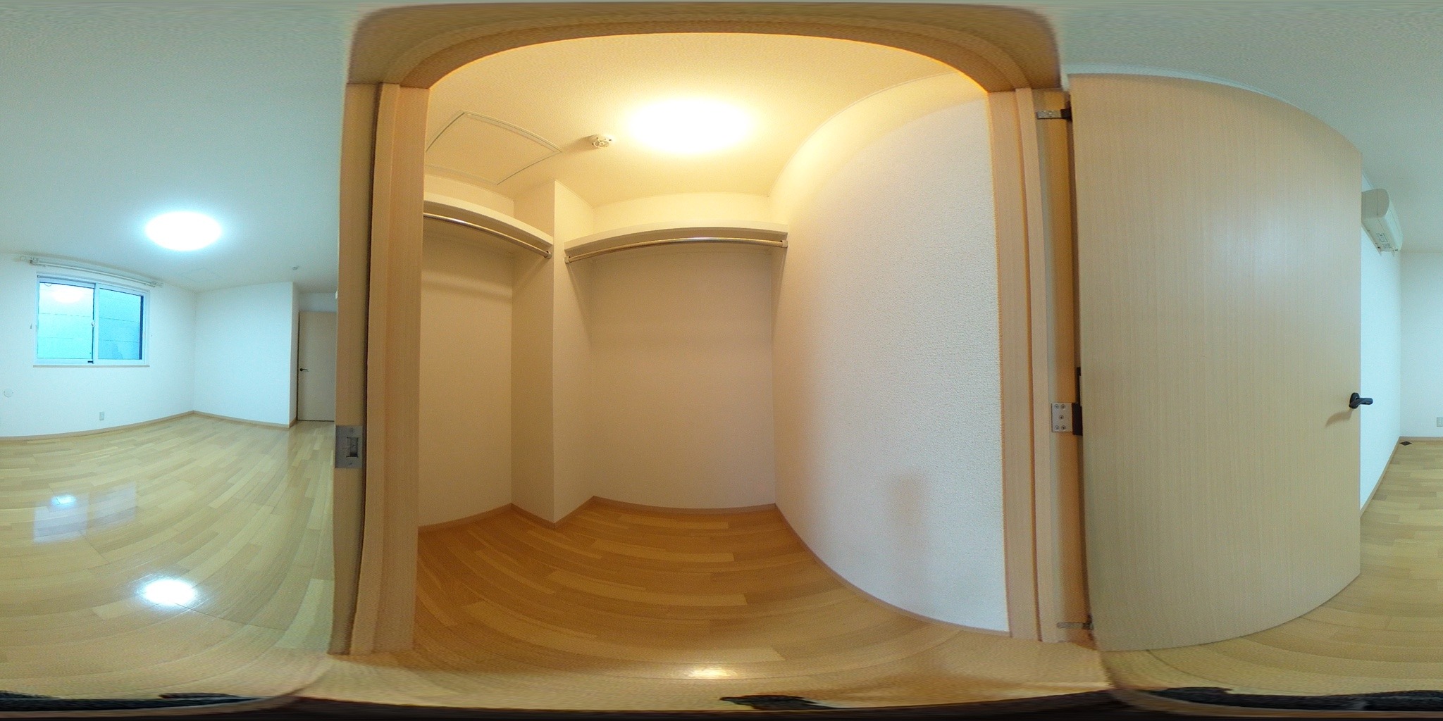 ウォークインクローゼット