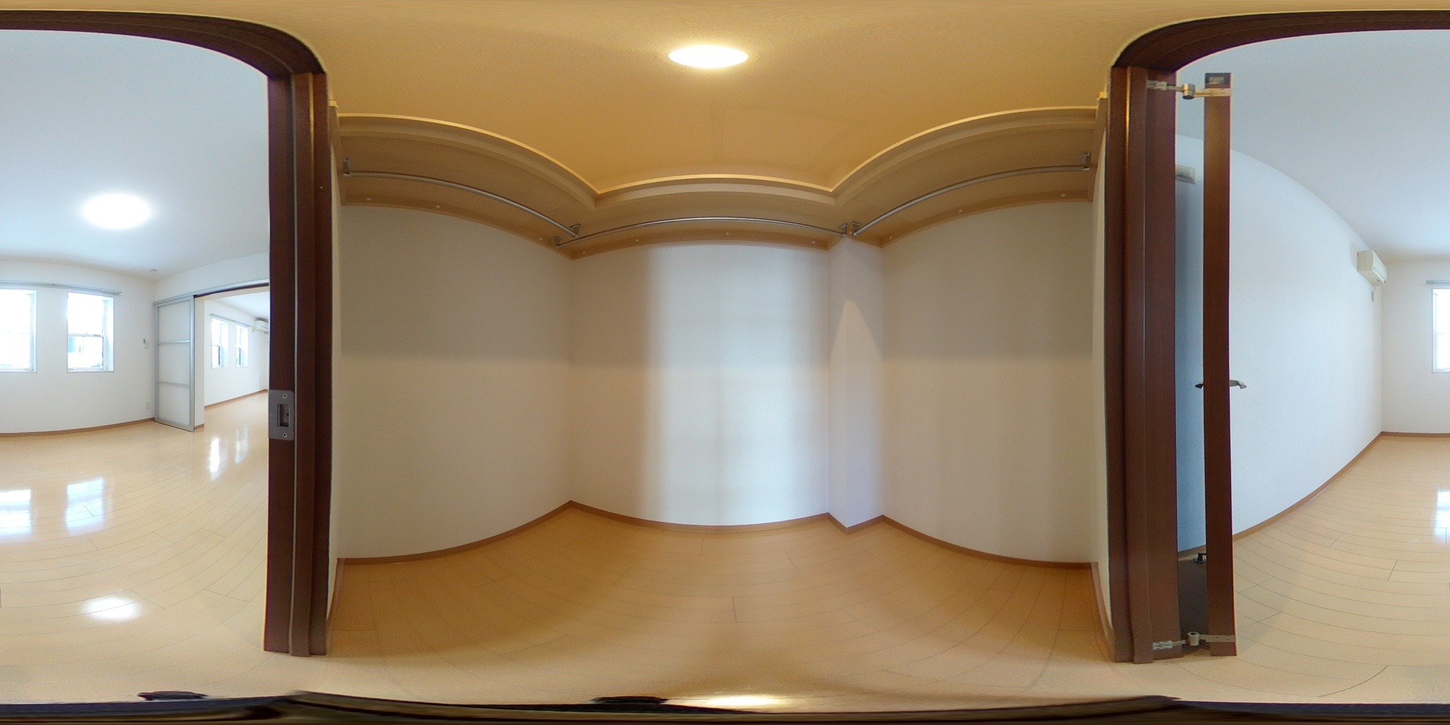 ウォークインクローゼット