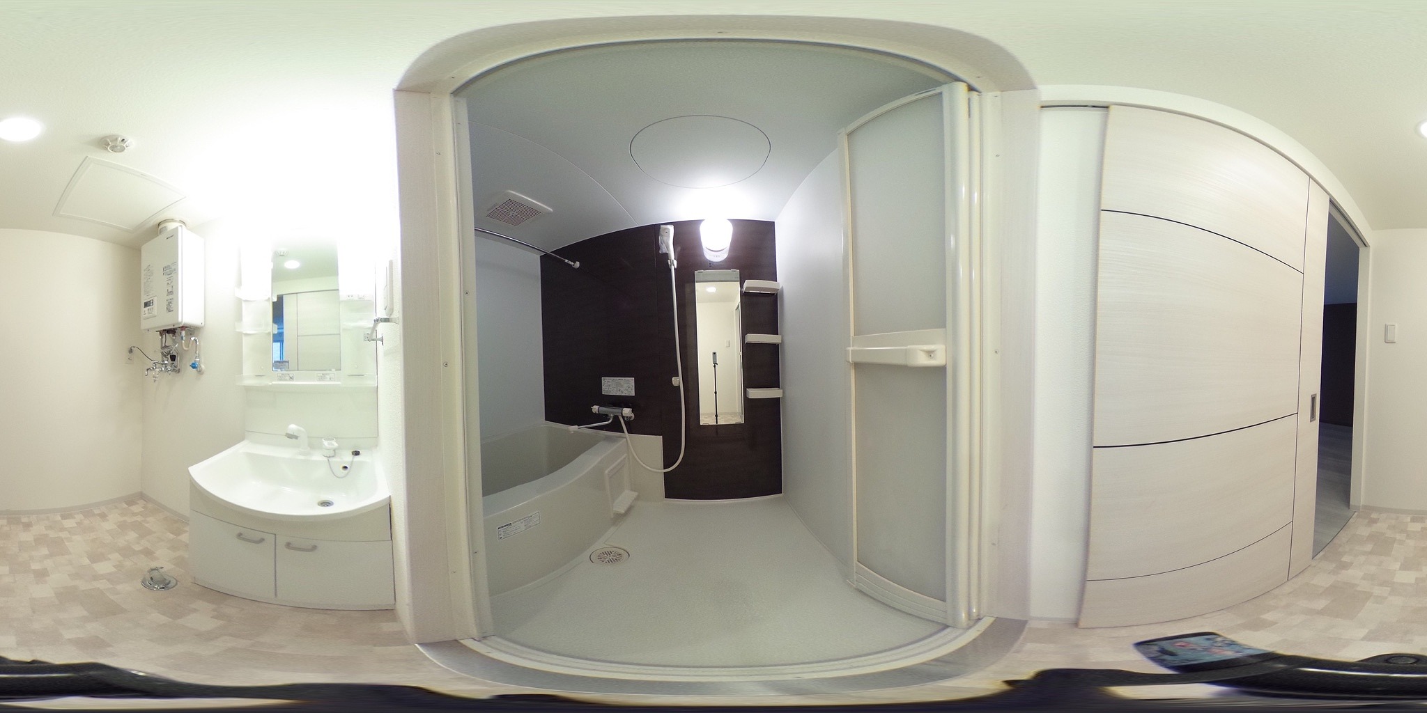 バス・シャワールーム