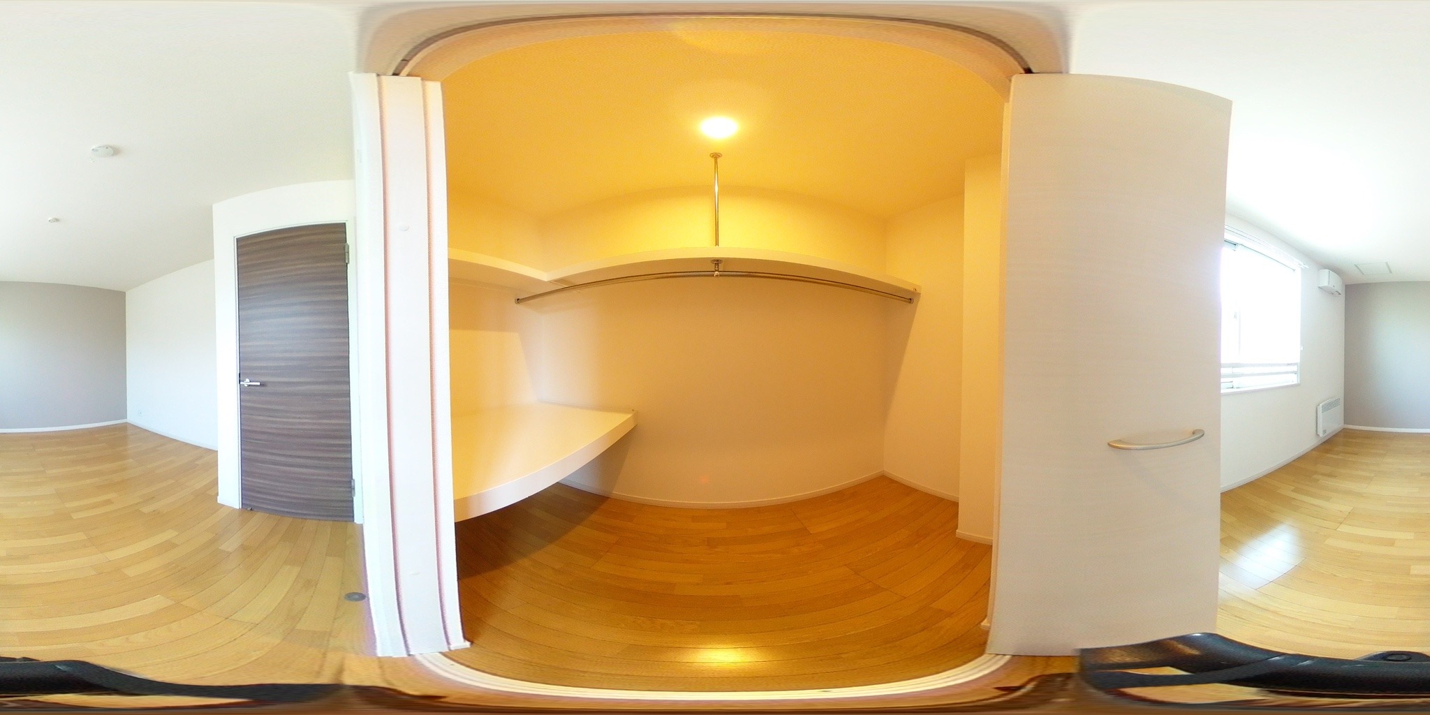 ウォークインクローゼット