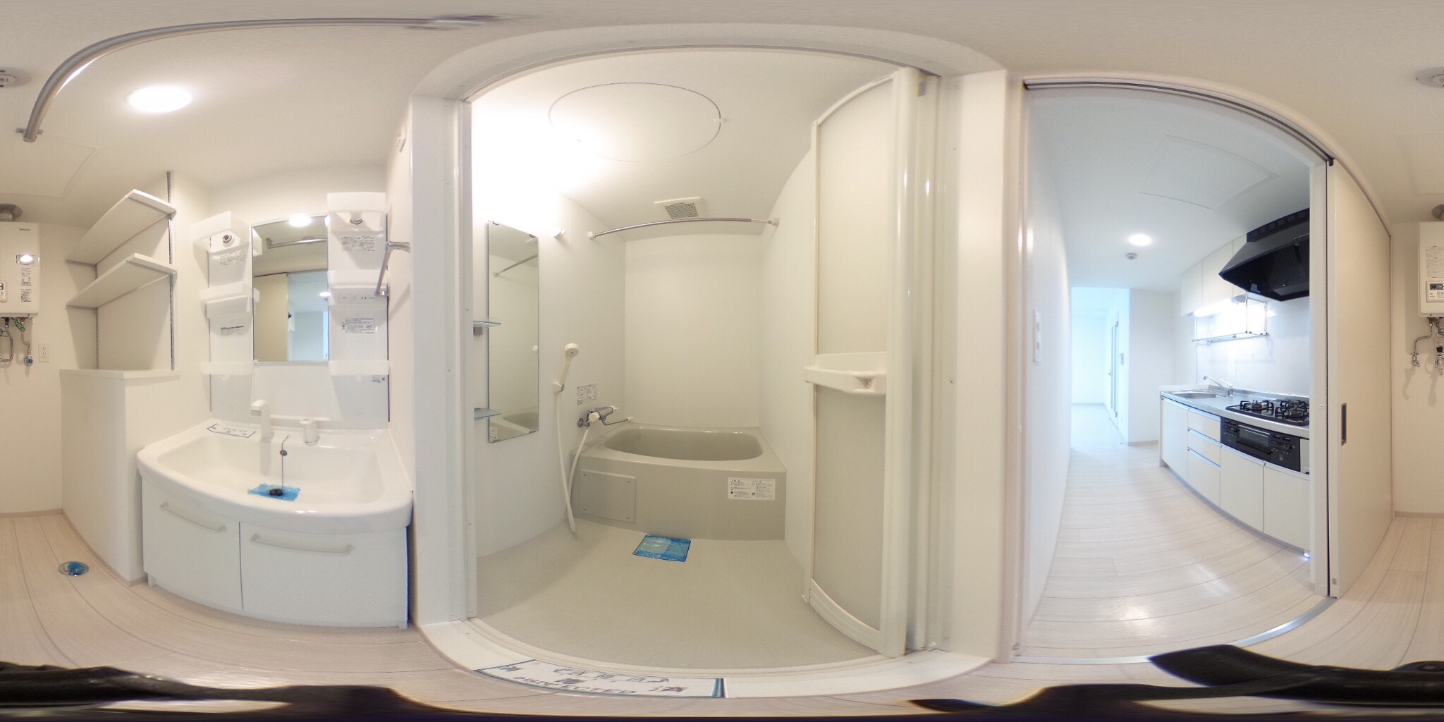 バス・シャワールーム