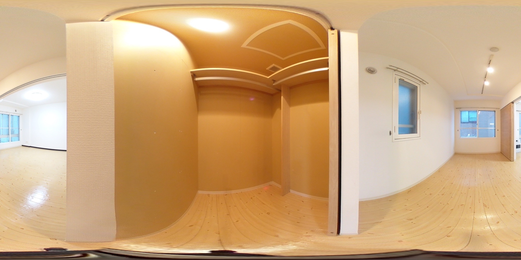 ウォークインクローゼット