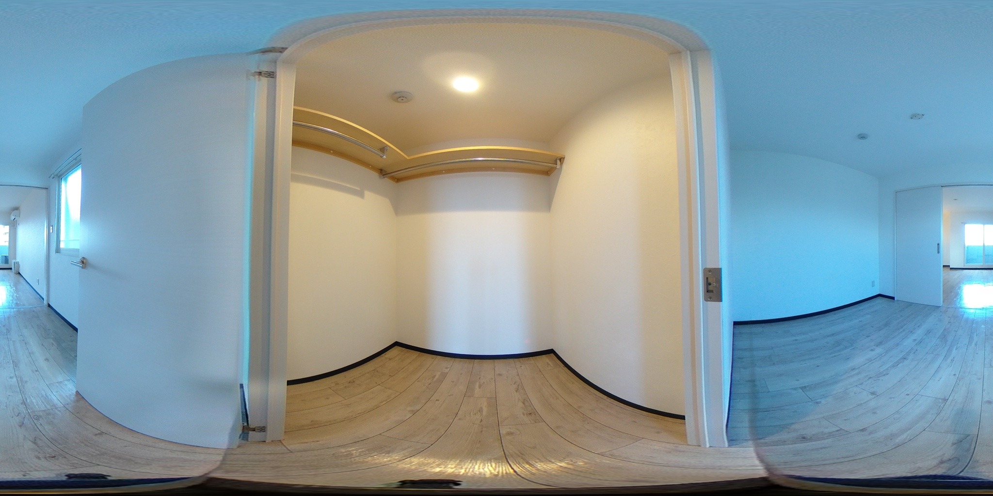 ウォークインクローゼット