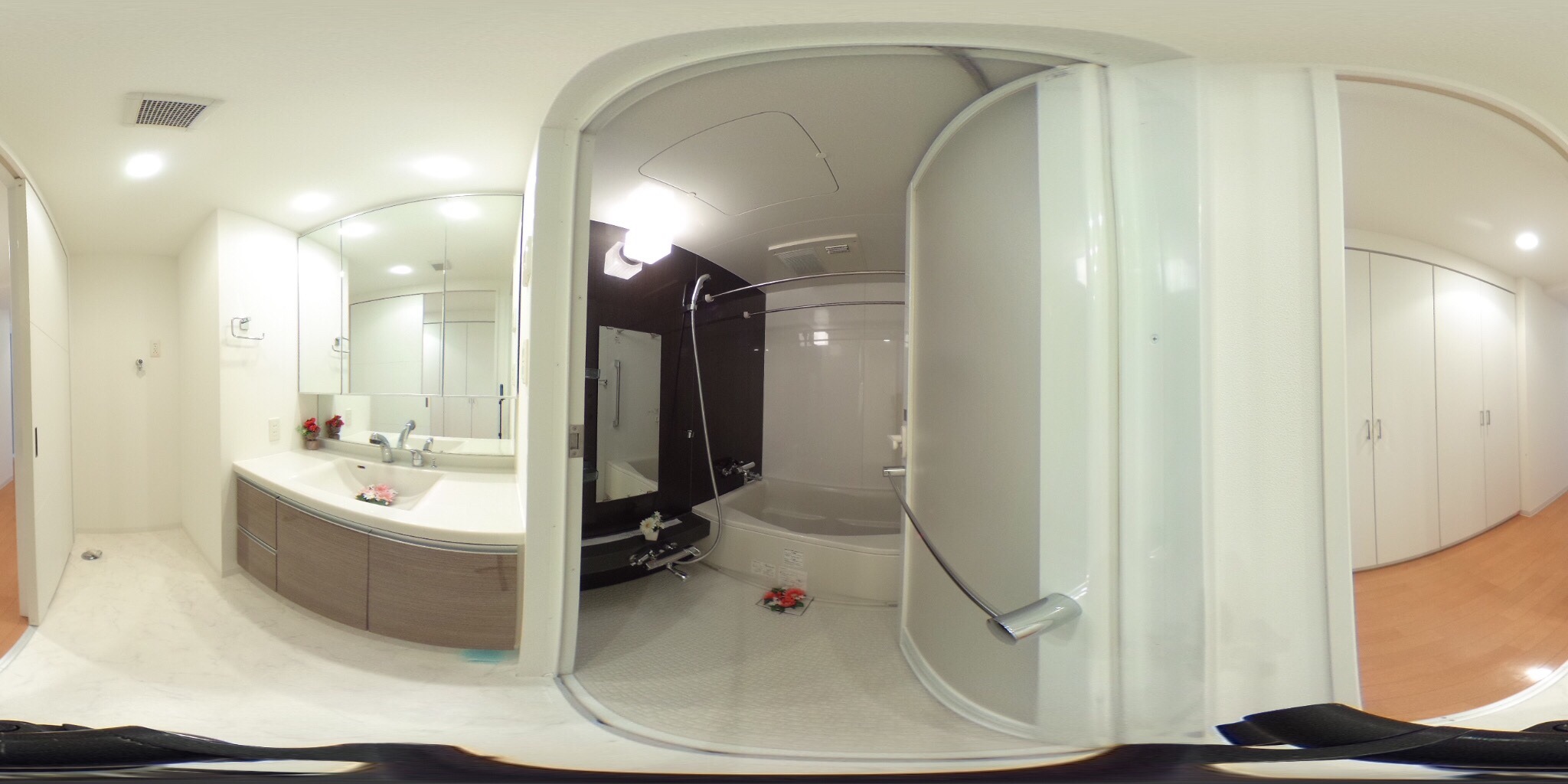 バス・シャワールーム