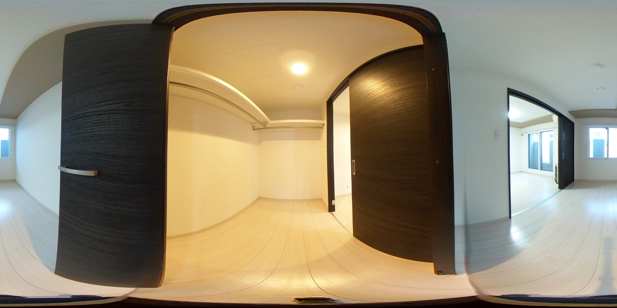 ウォークインクローゼット