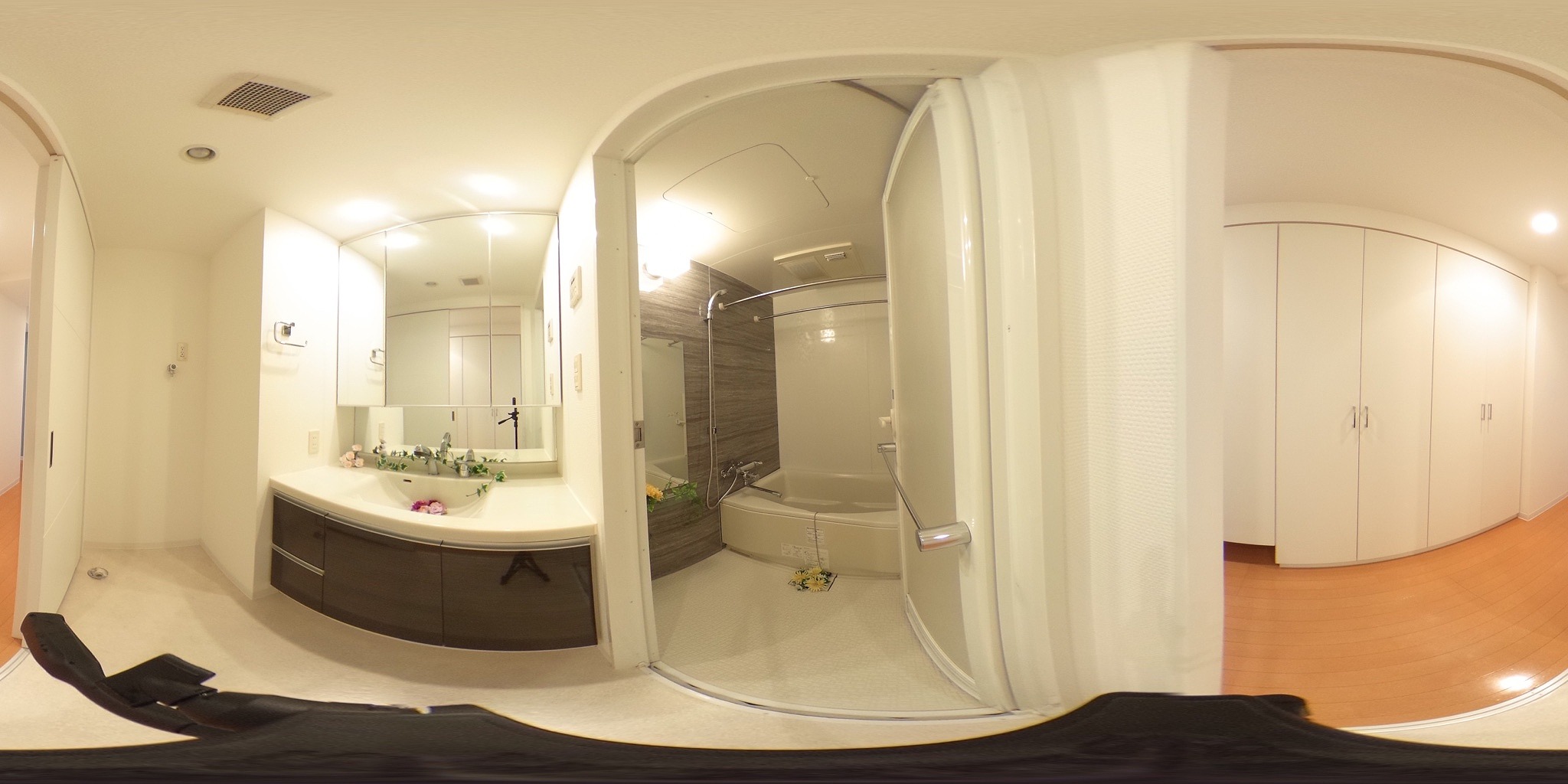 バス・シャワールーム