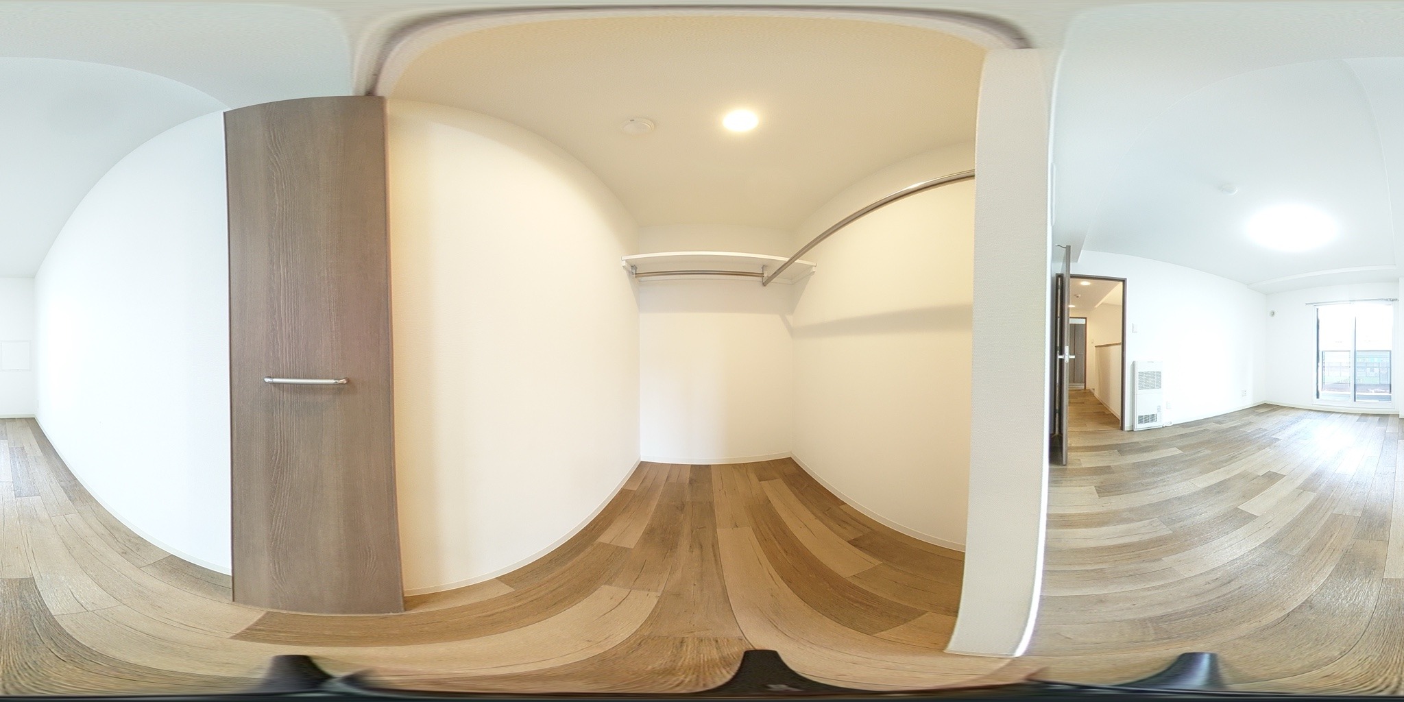 ウォークインクローゼット