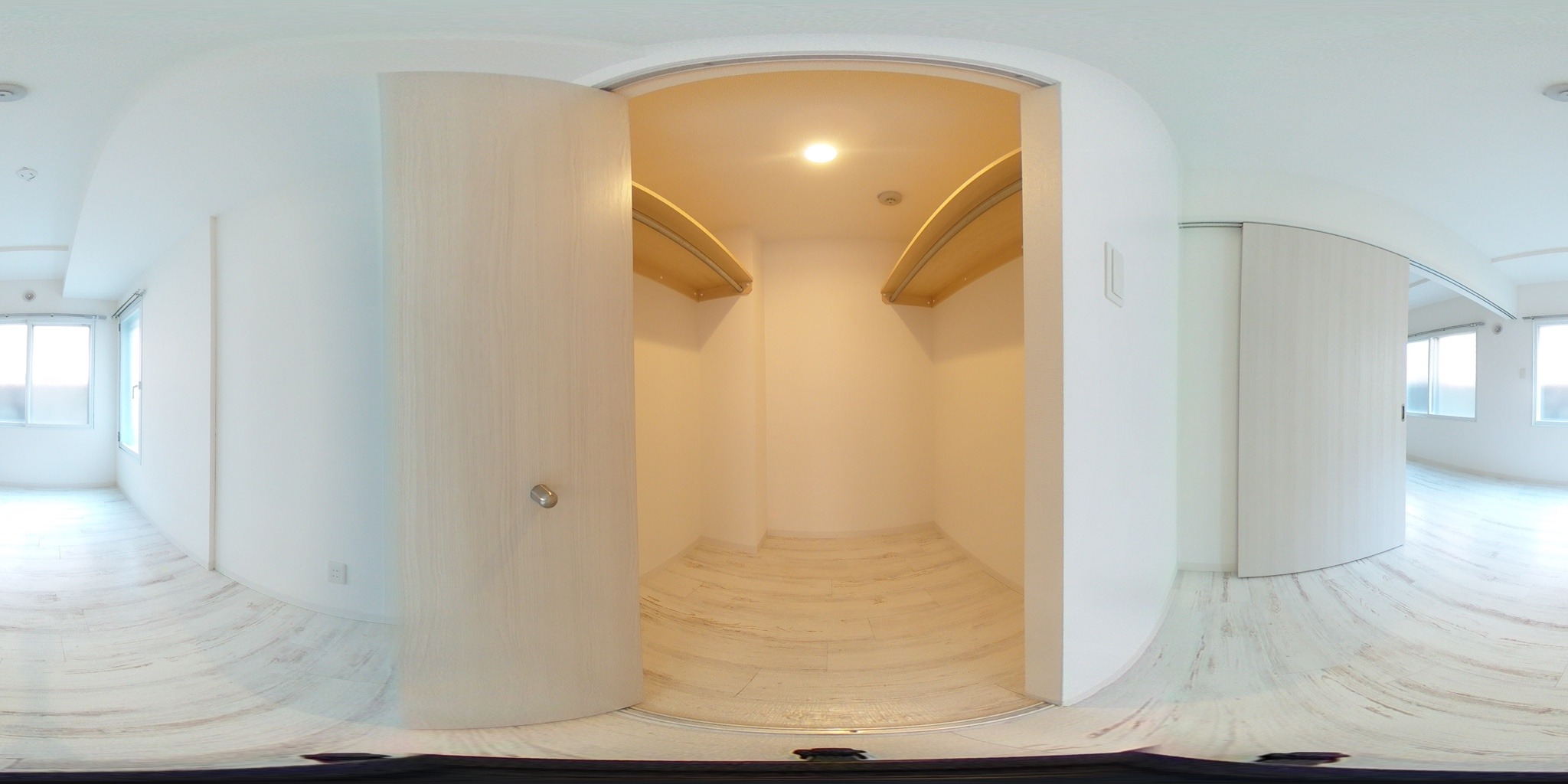 ウォークインクローゼット