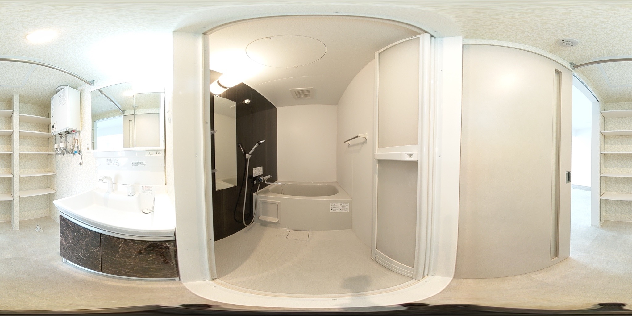 バス・シャワールーム