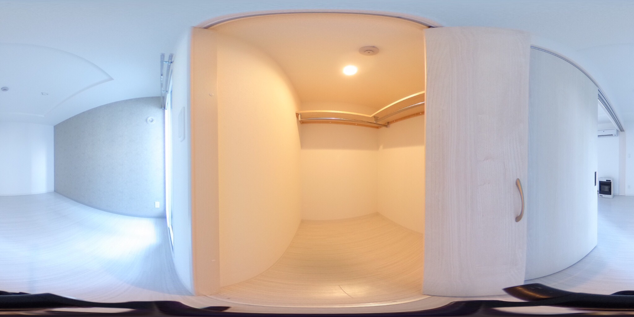 ウォークインクローゼット