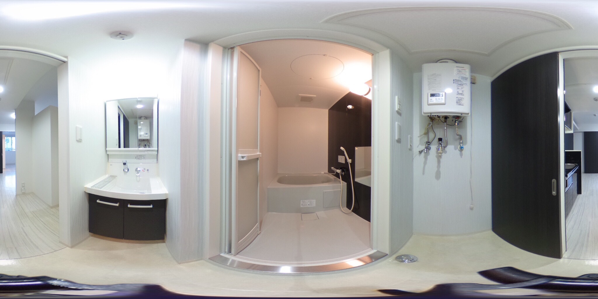 バス・シャワールーム