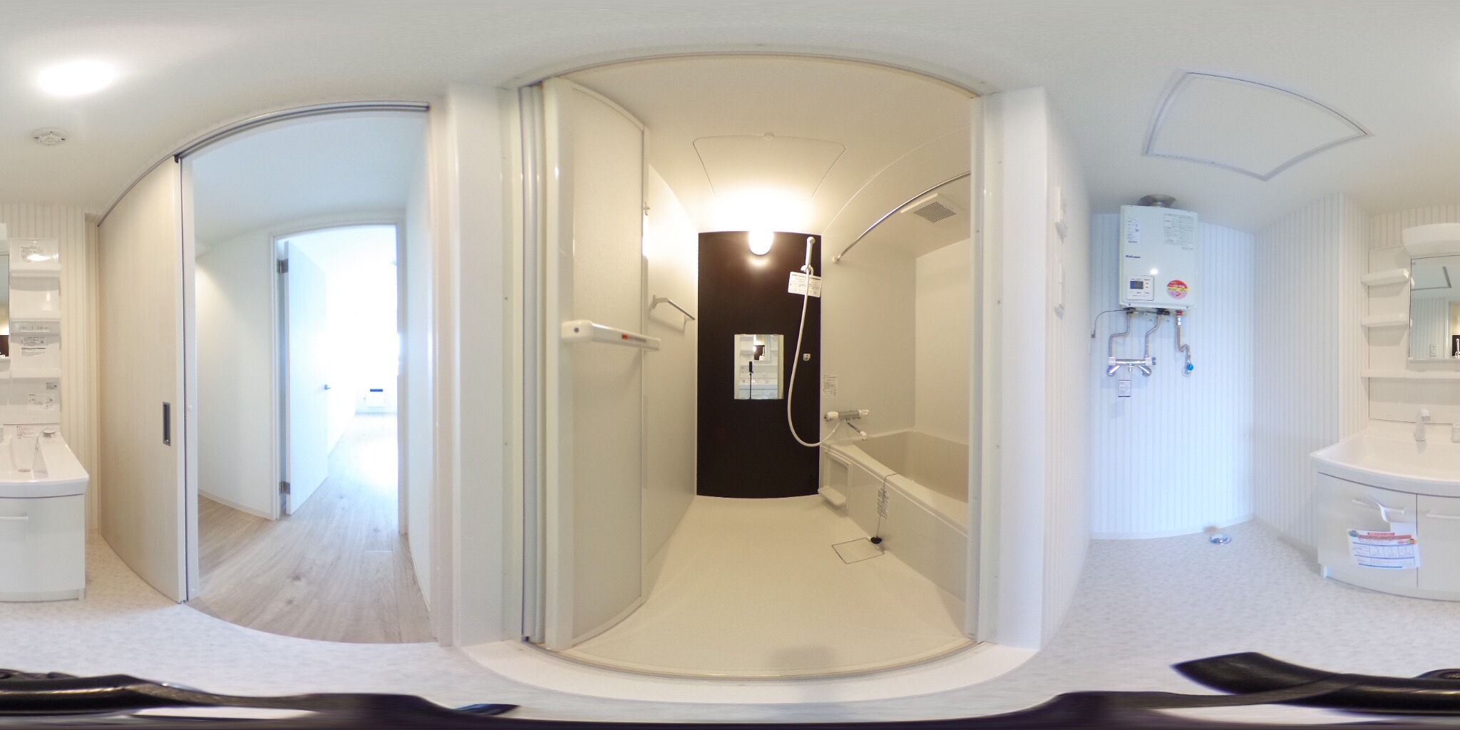 バス・シャワールーム