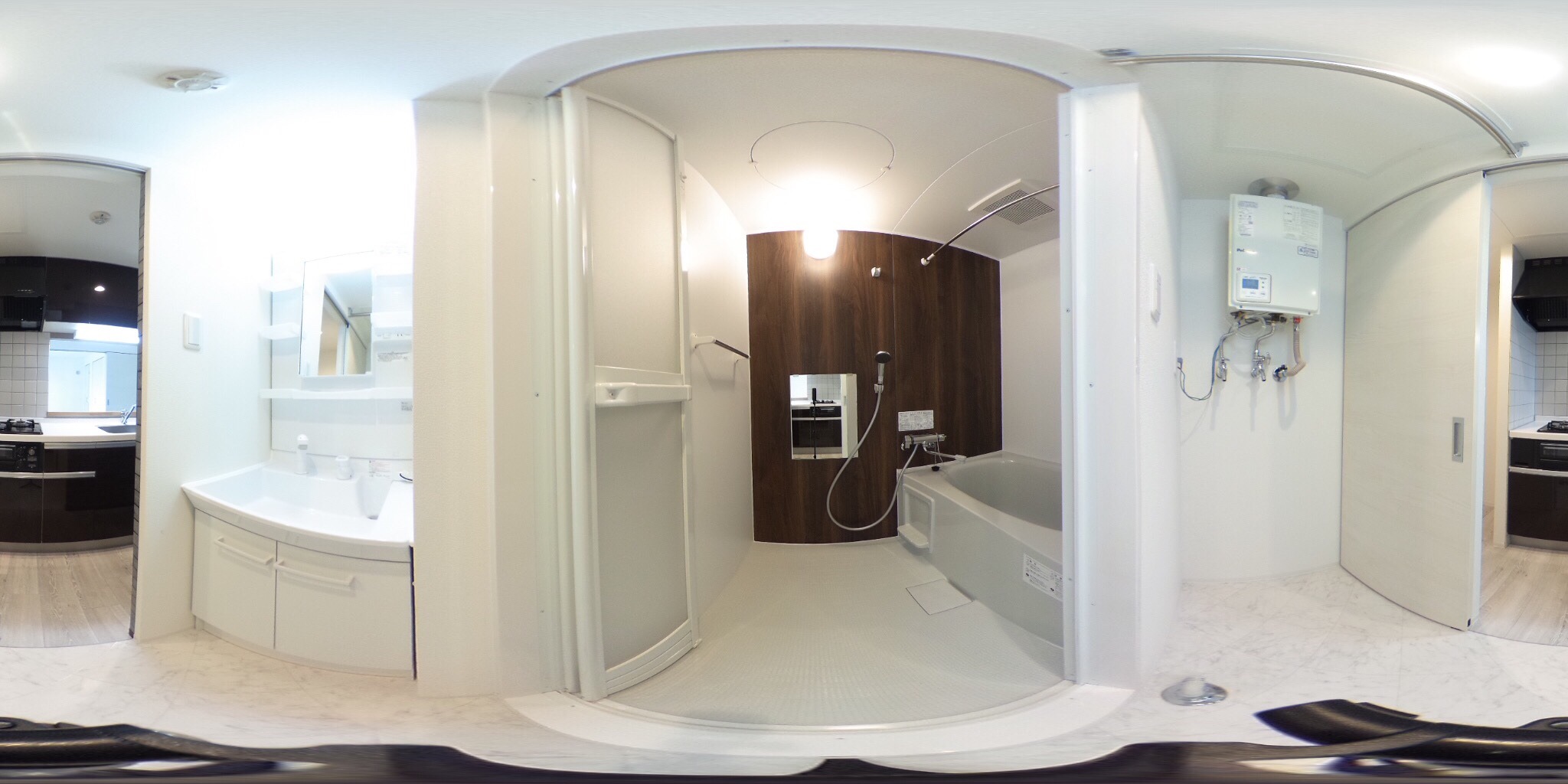 バス・シャワールーム