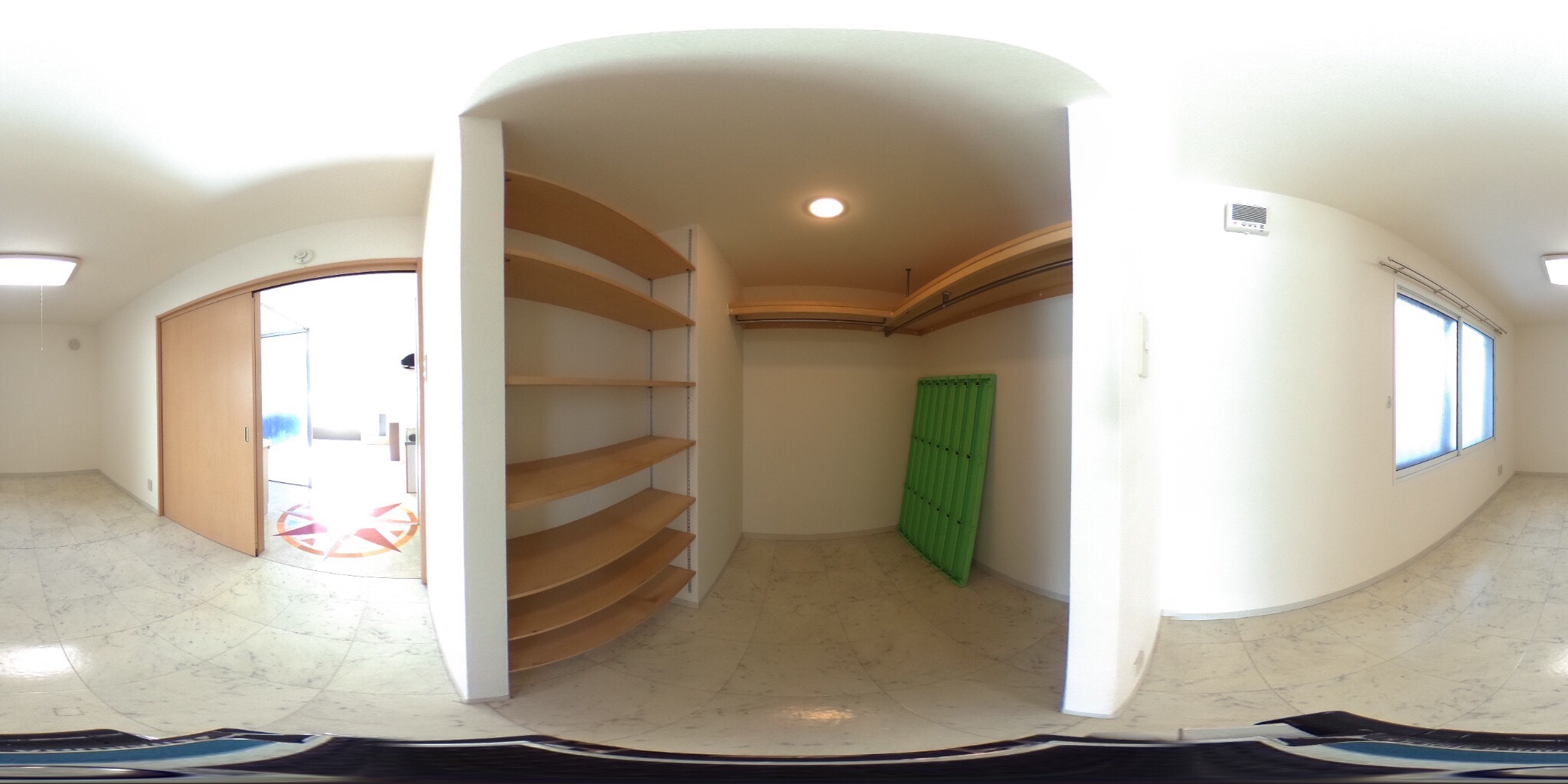 ウォークインクローゼット