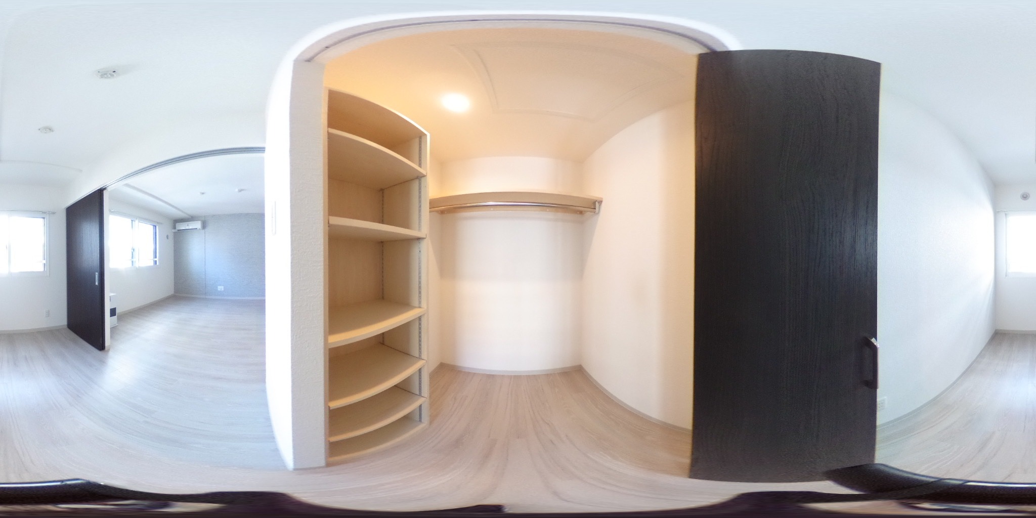 ウォークインクローゼット