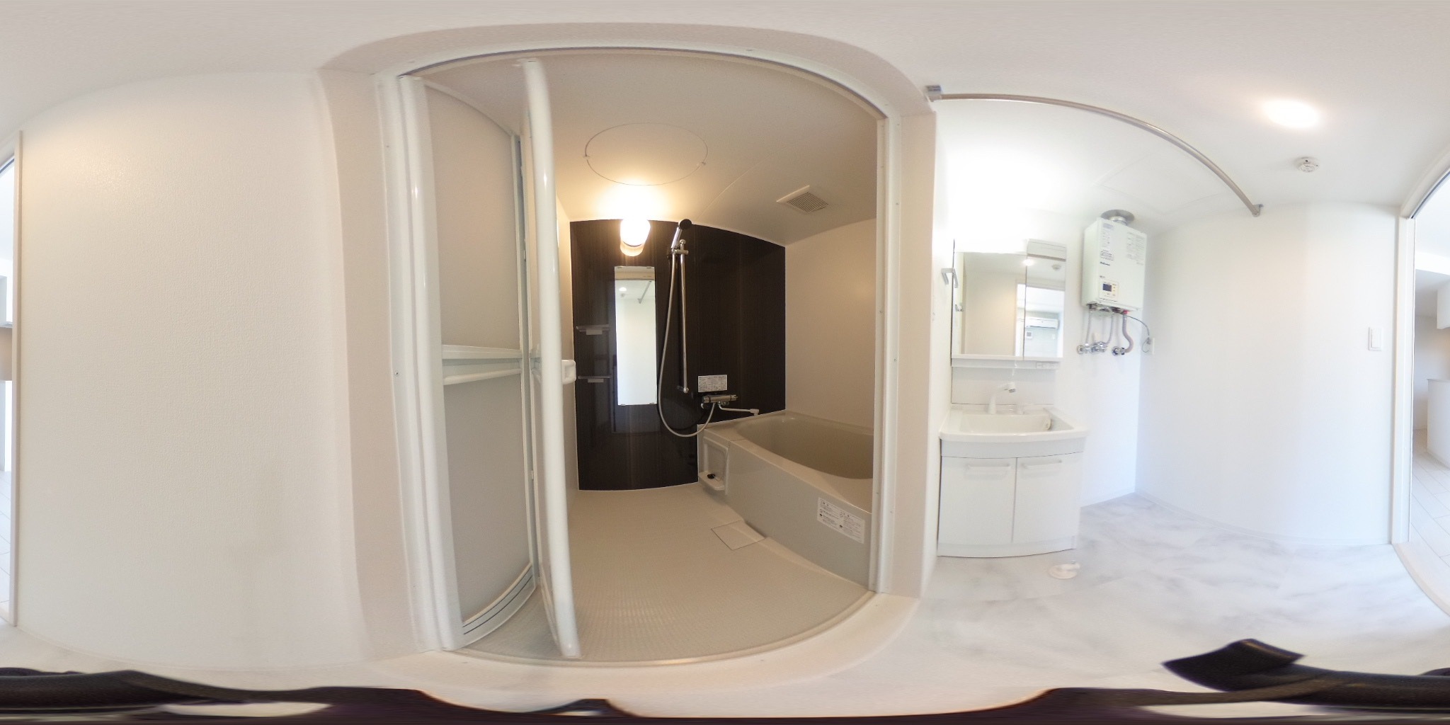 バス・シャワールーム