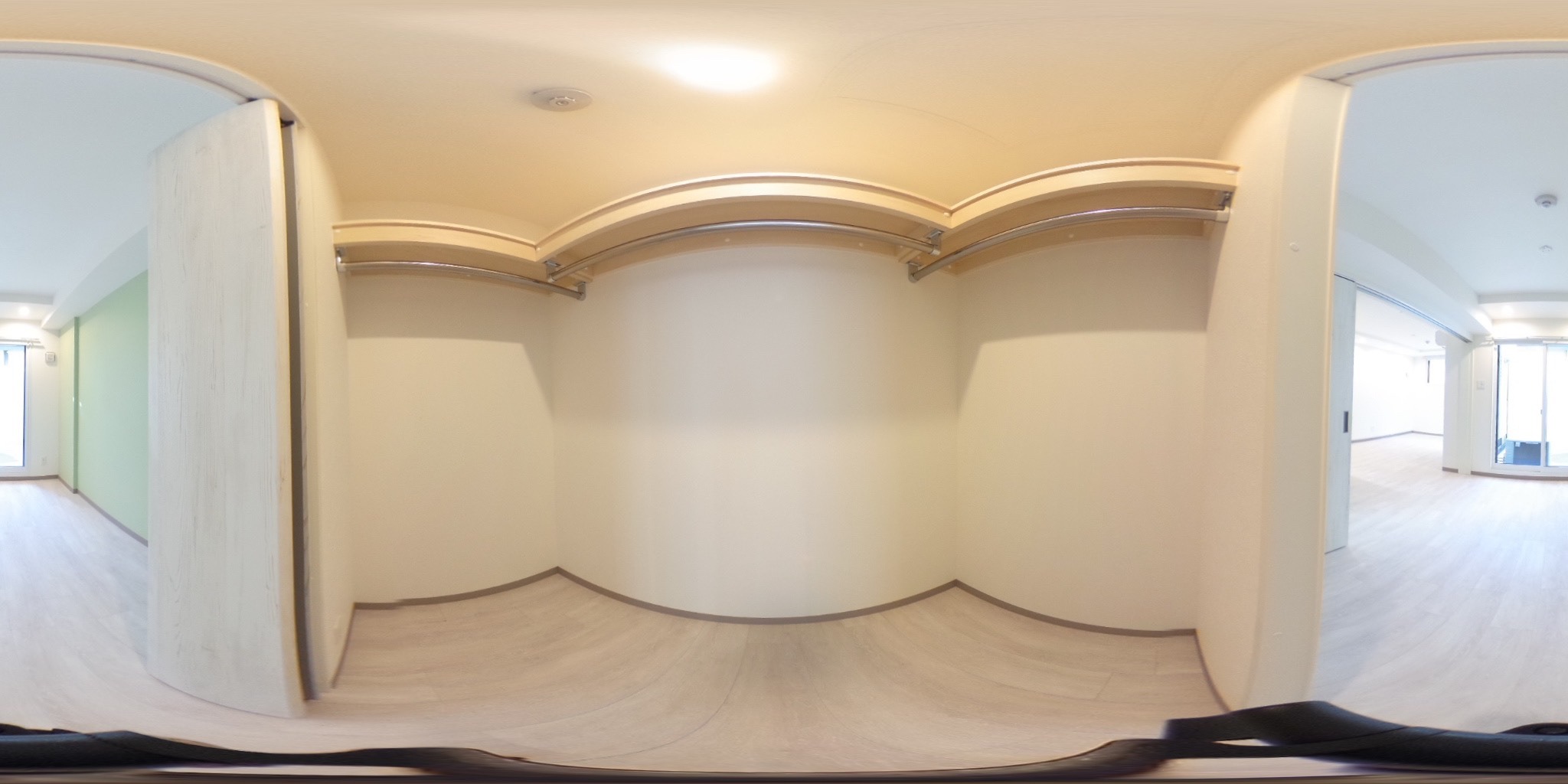 ウォークインクローゼット