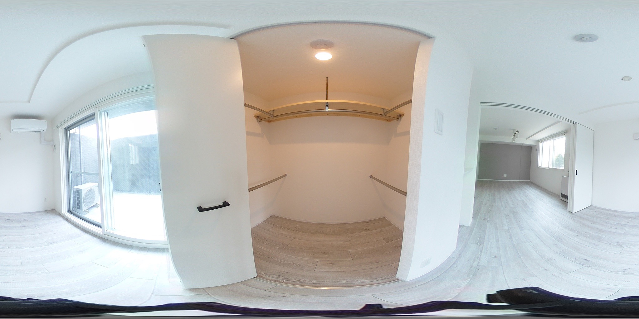 ウォークインクローゼット