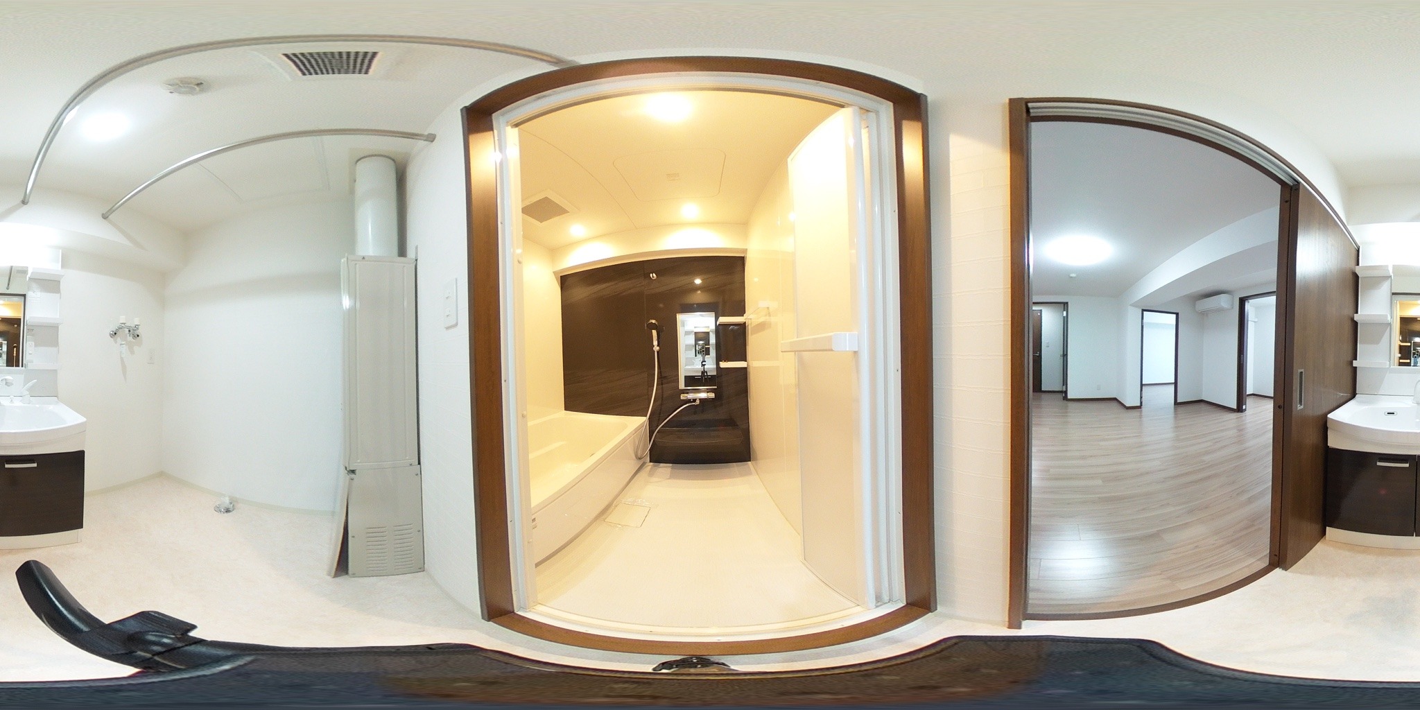 バス・シャワールーム