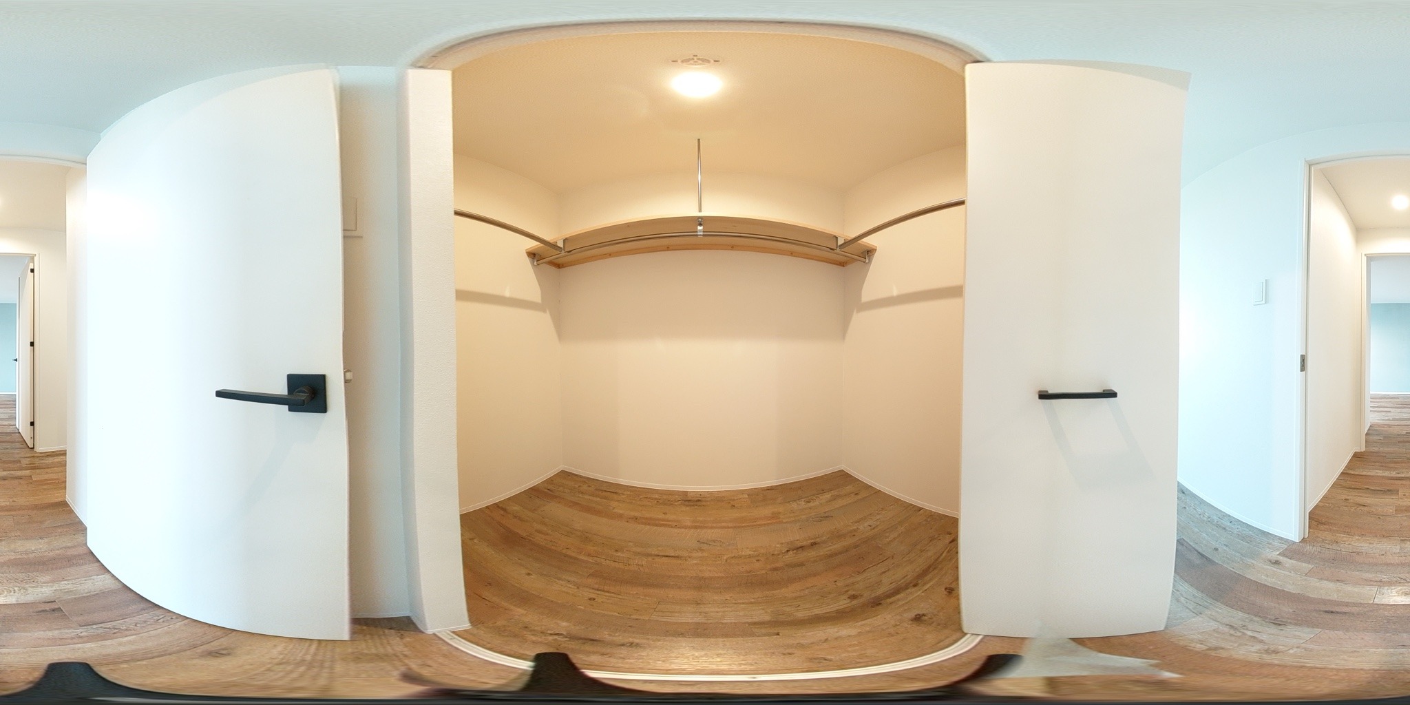 ウォークインクローゼット