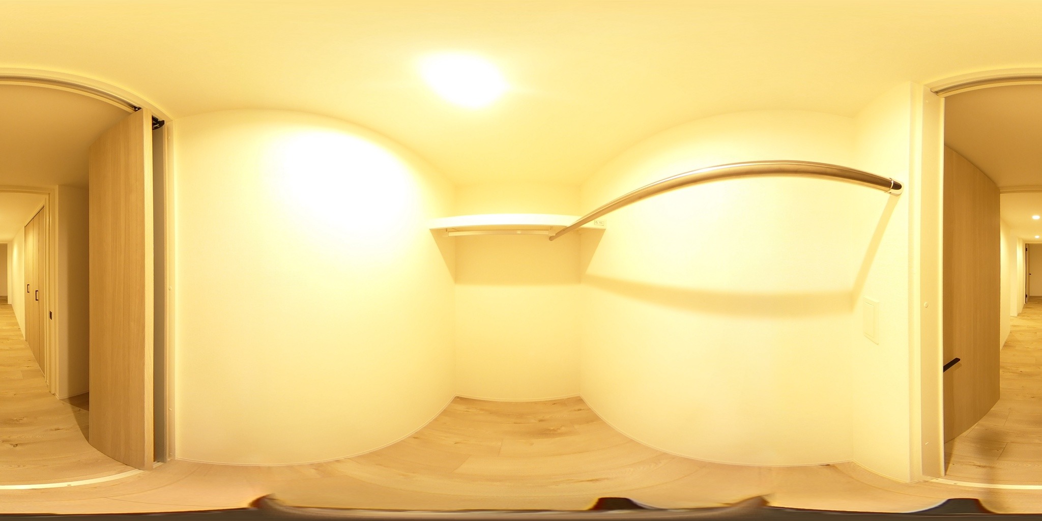 ウォークインクローゼット