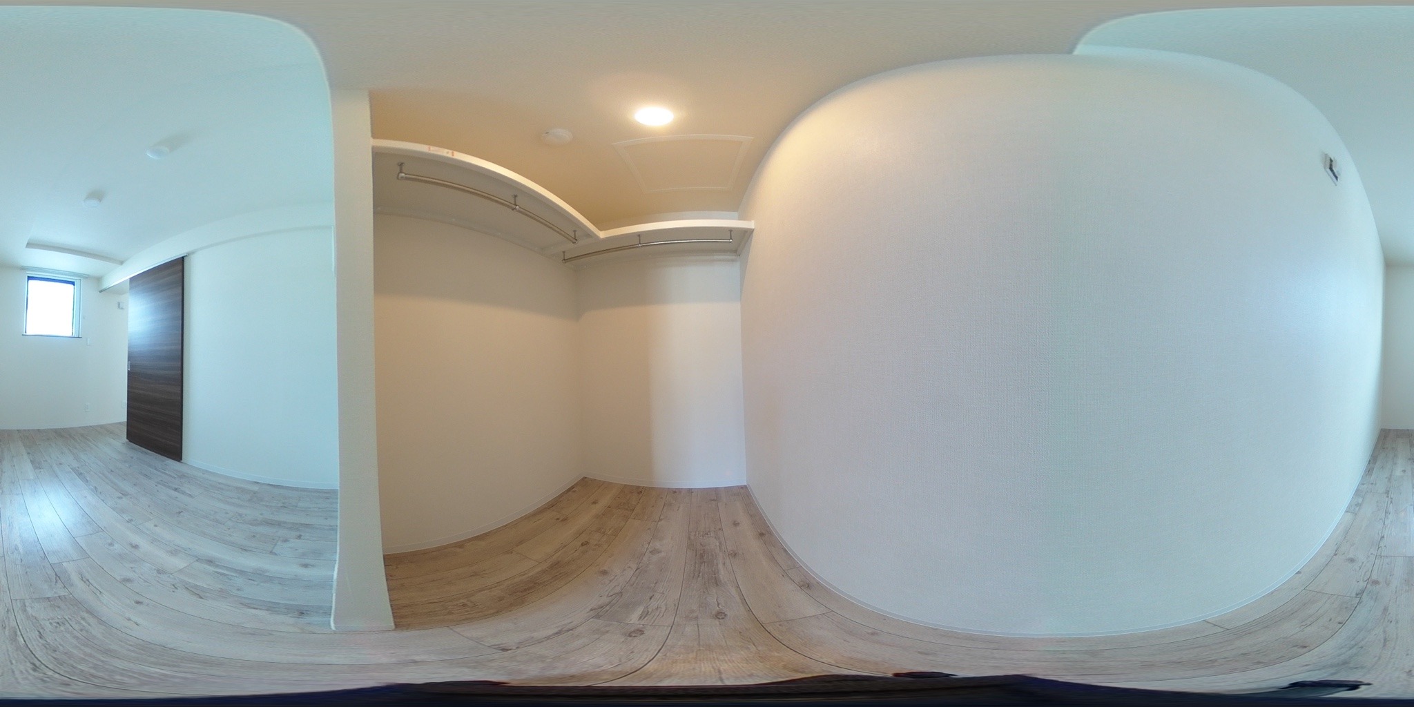 ウォークインクローゼット