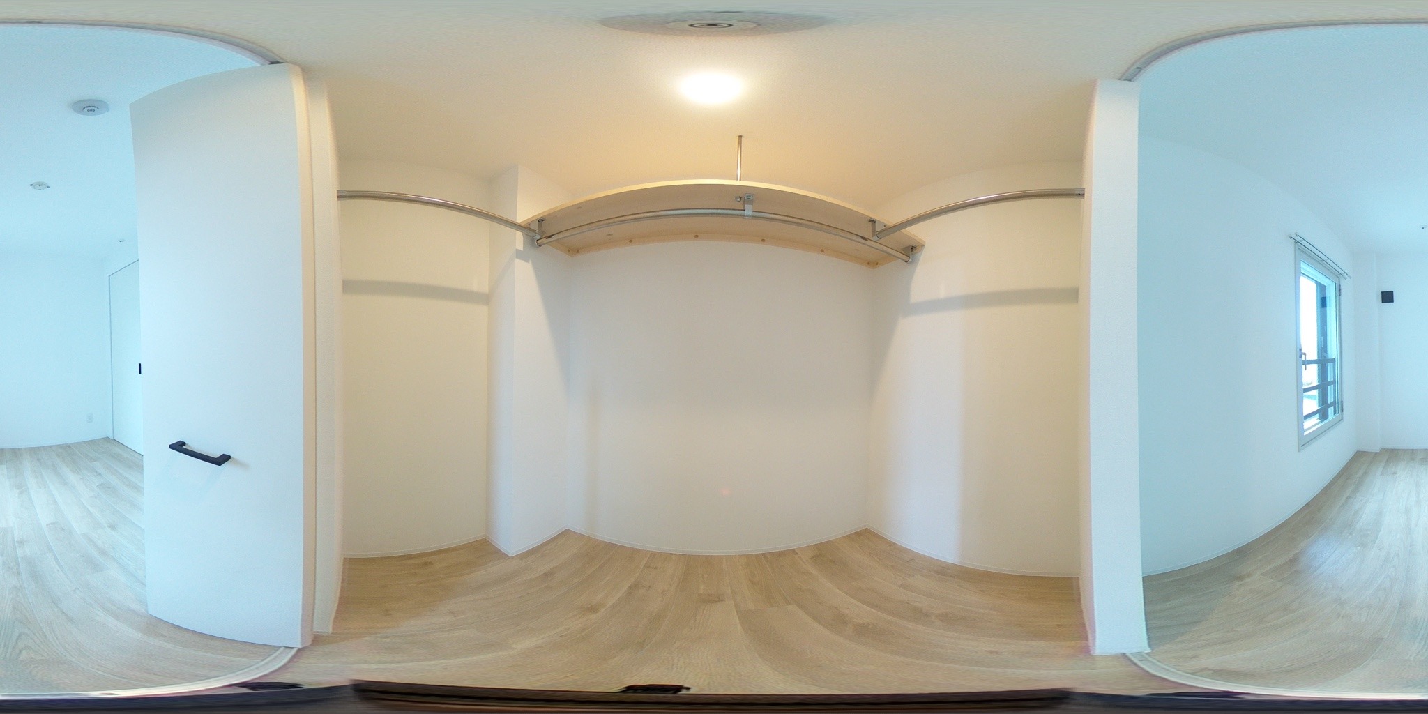 ウォークインクローゼット