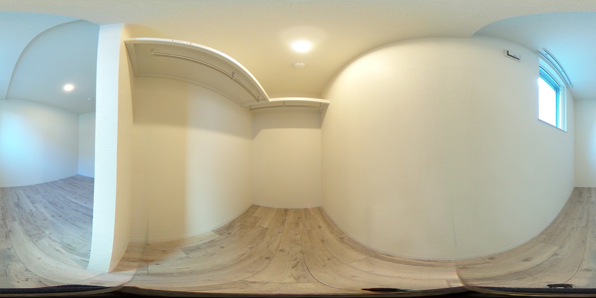 ウォークインクローゼット