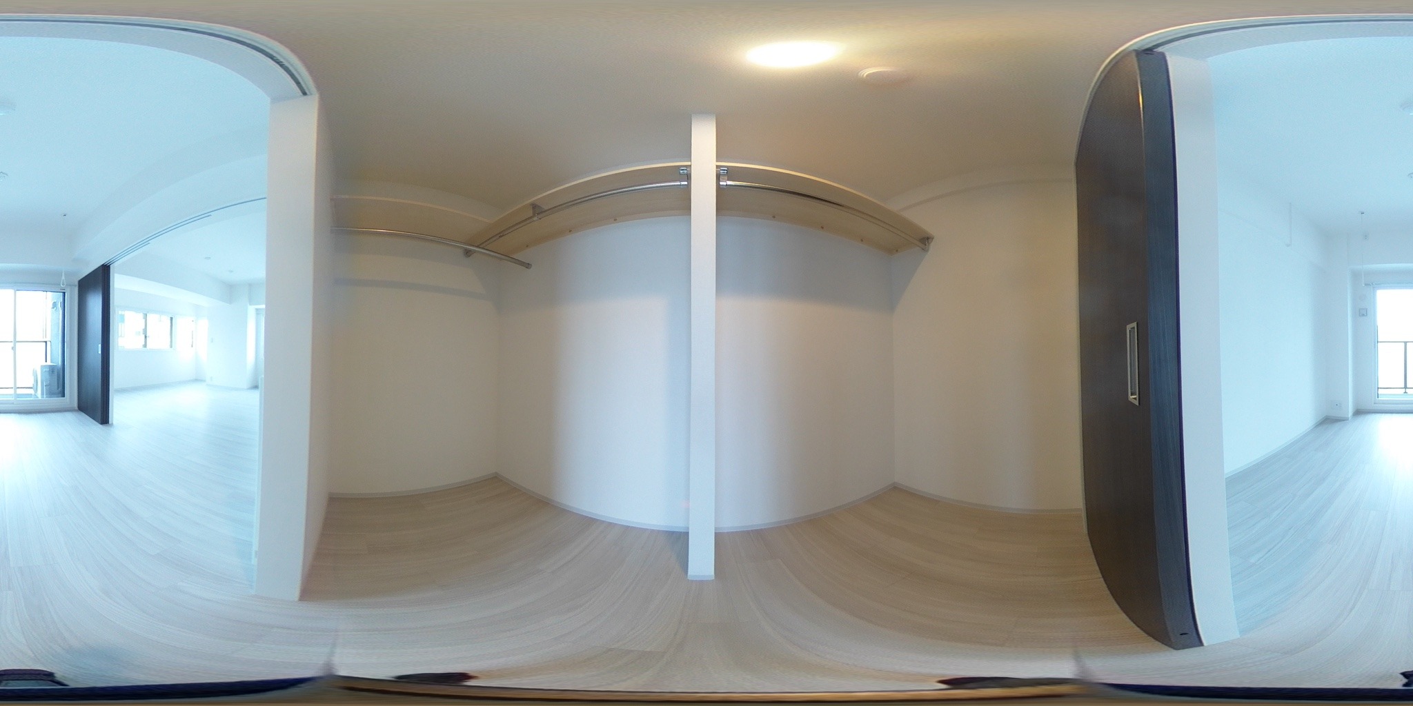 ウォークインクローゼット