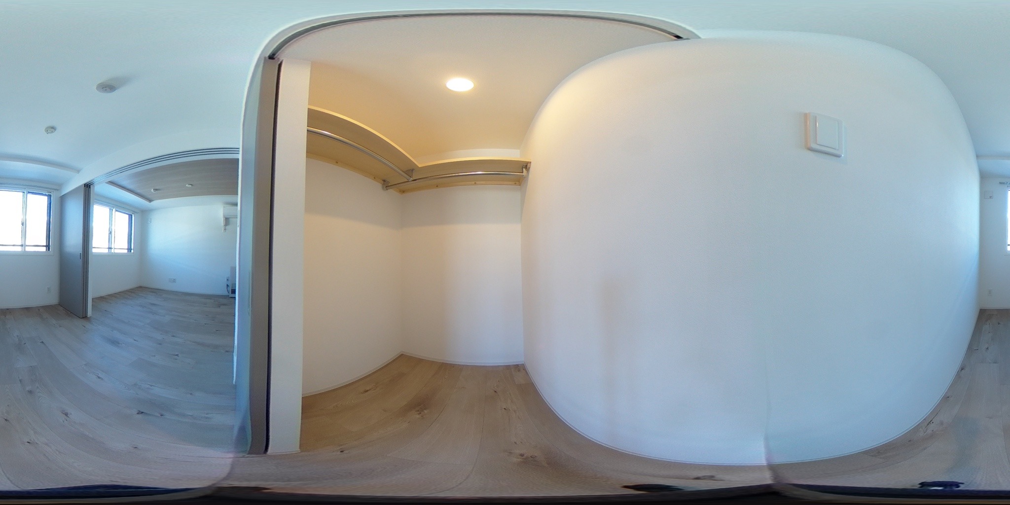 ウォークインクローゼット