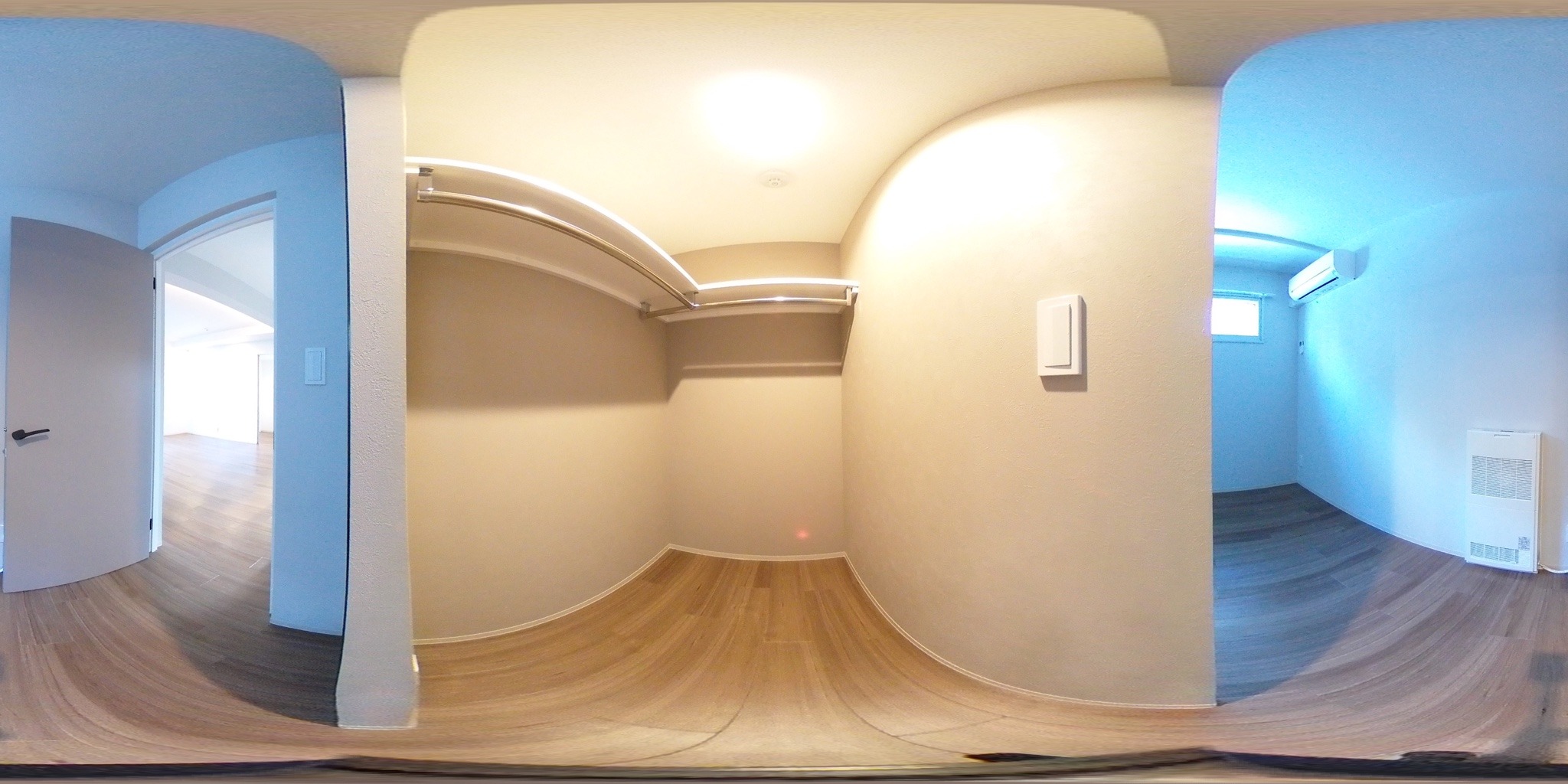 ウォークインクローゼット