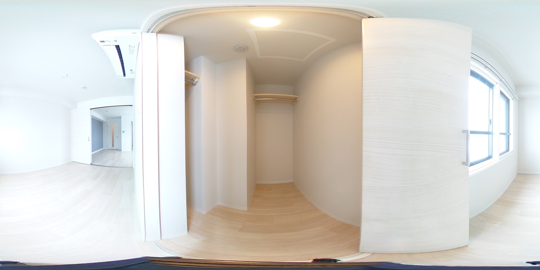 ウォークインクローゼット