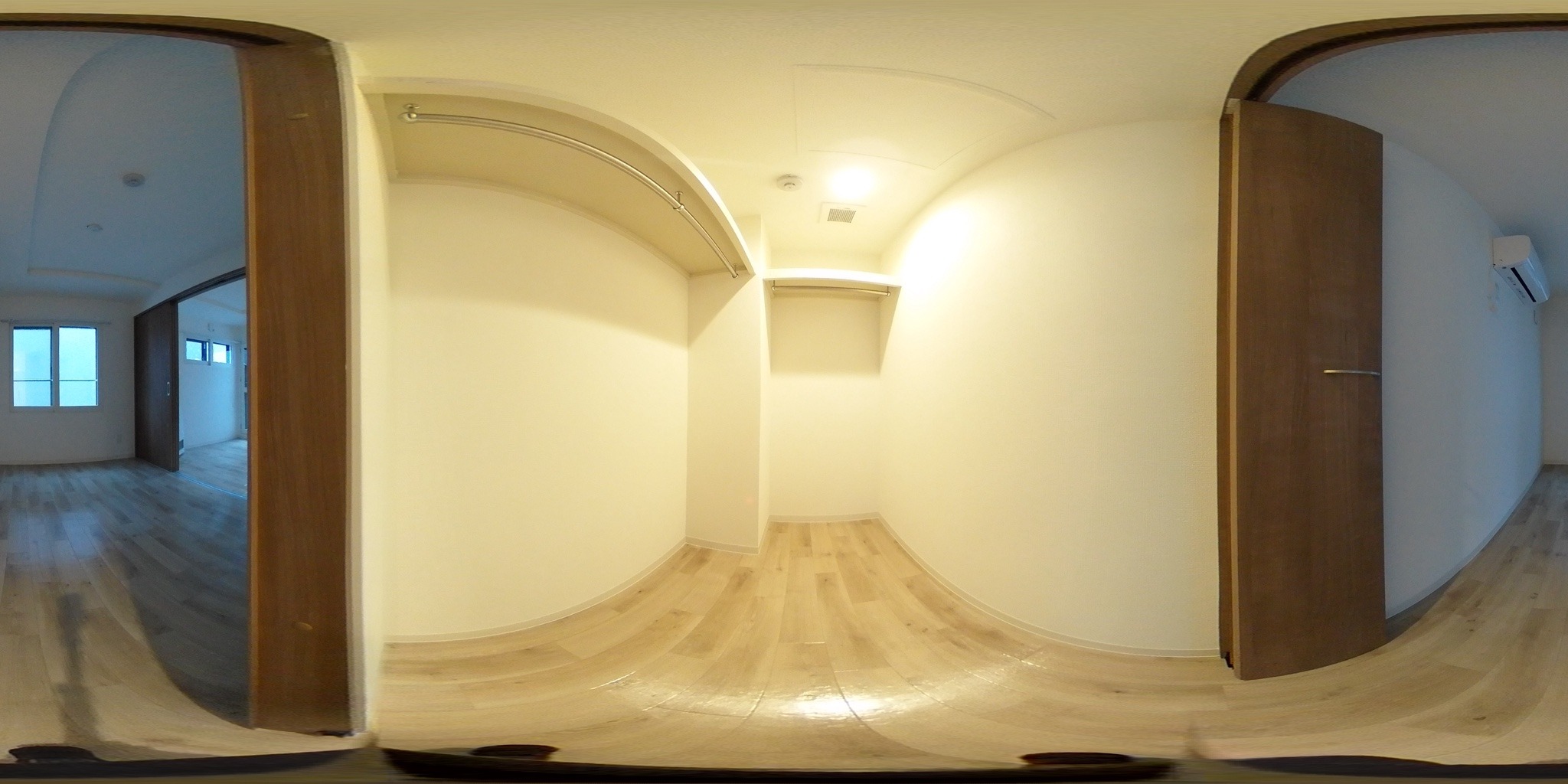 ウォークインクローゼット