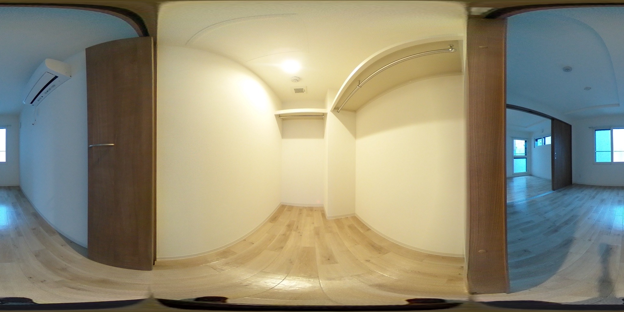 ウォークインクローゼット