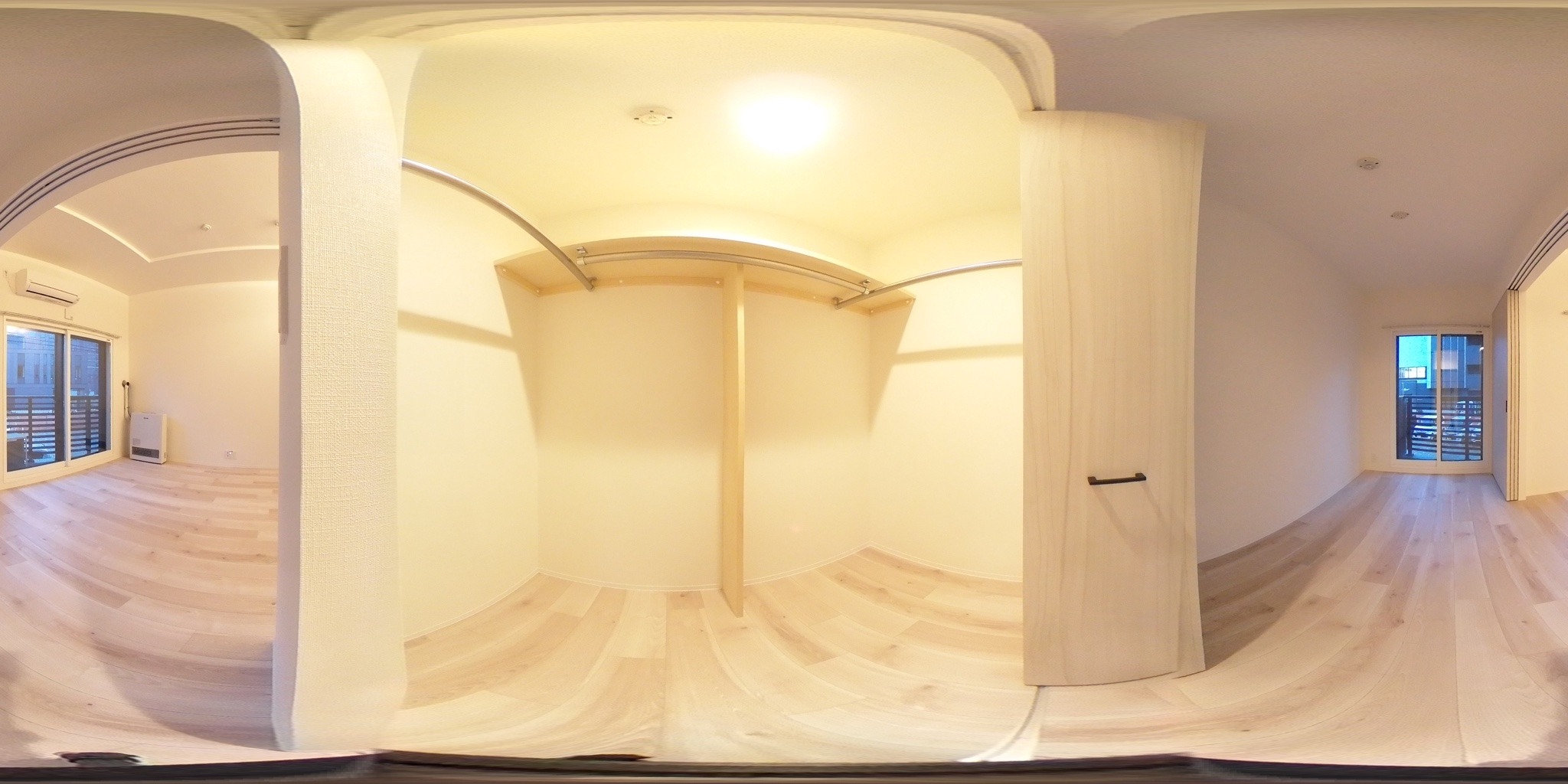 ウォークインクローゼット