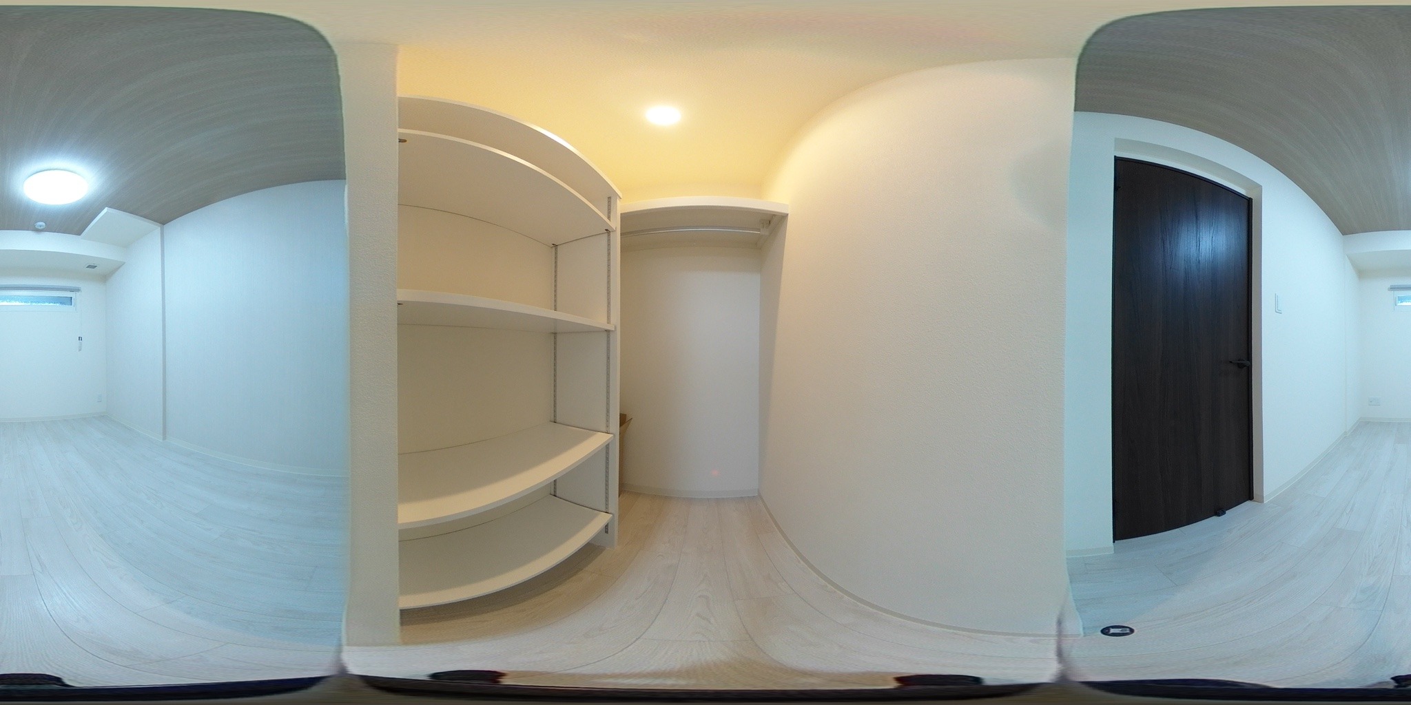 ウォークインクローゼット