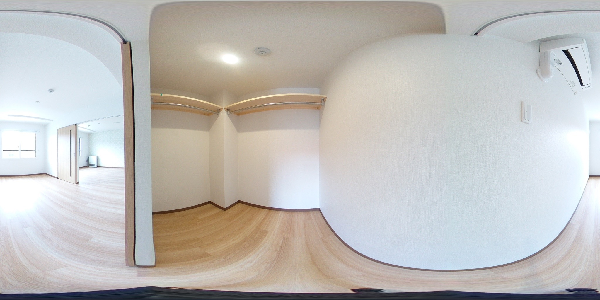 ウォークインクローゼット