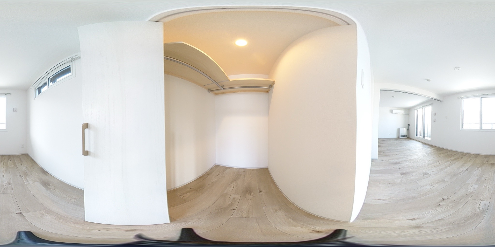 ウォークインクローゼット