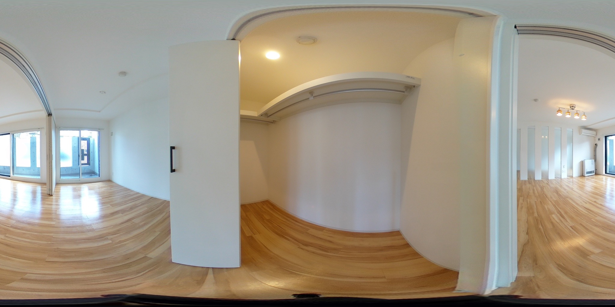 ウォークインクローゼット