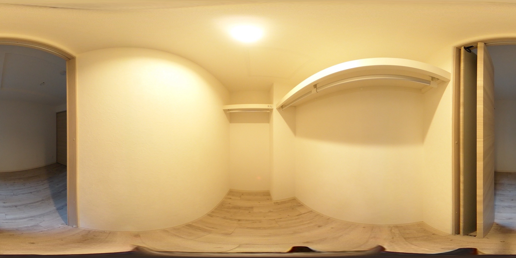 ウォークインクローゼット