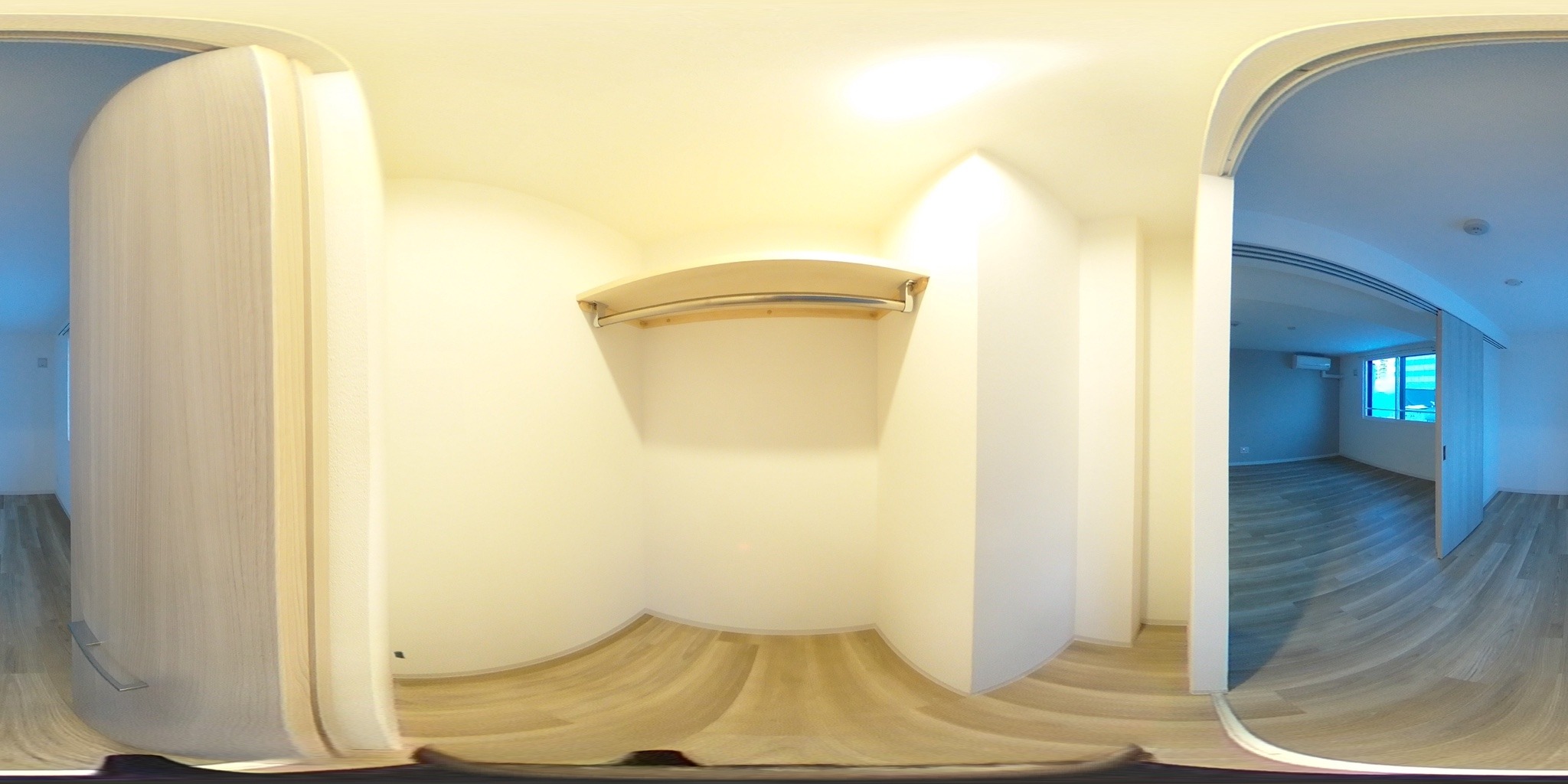 ウォークインクローゼット