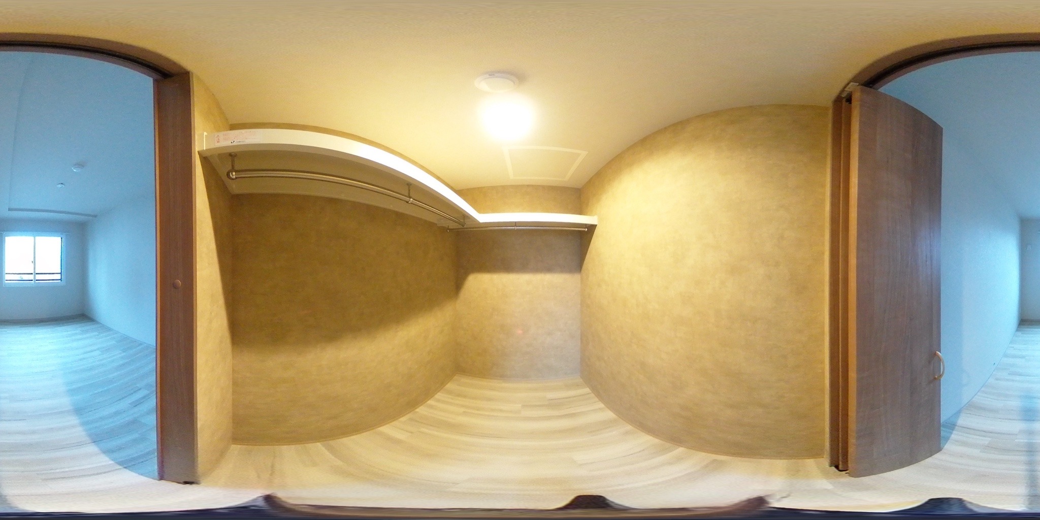 ウォークインクローゼット