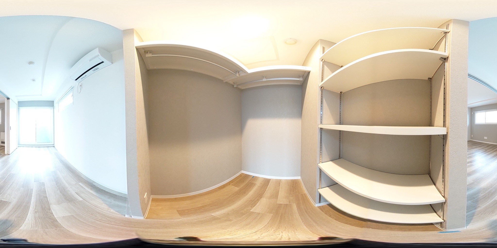 ウォークインクローゼット