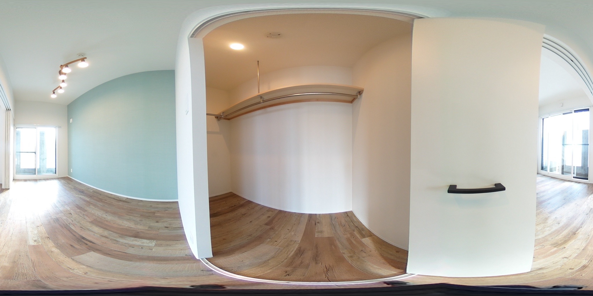 ウォークインクローゼット