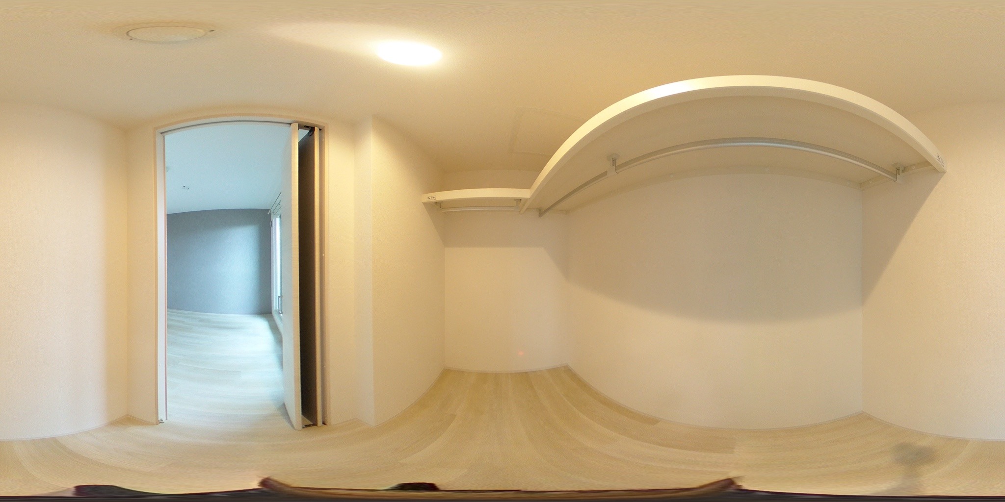 ウォークインクローゼット