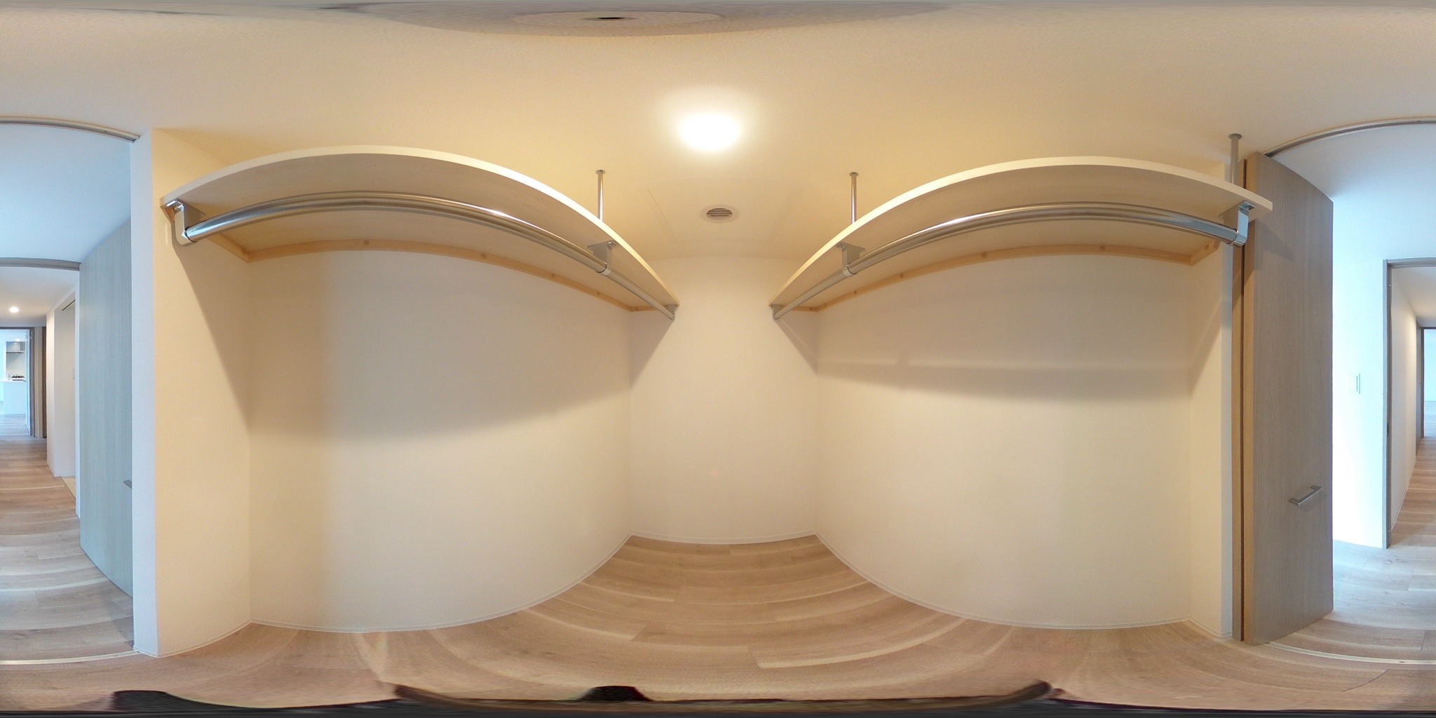 ウォークインクローゼット