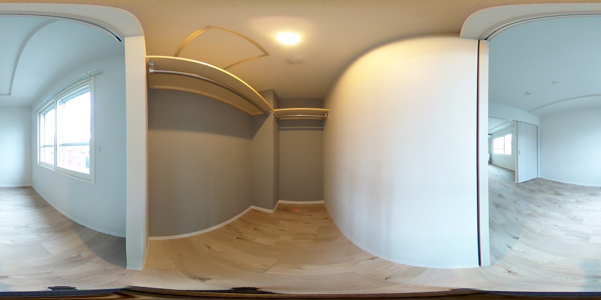 ウォークインクローゼット